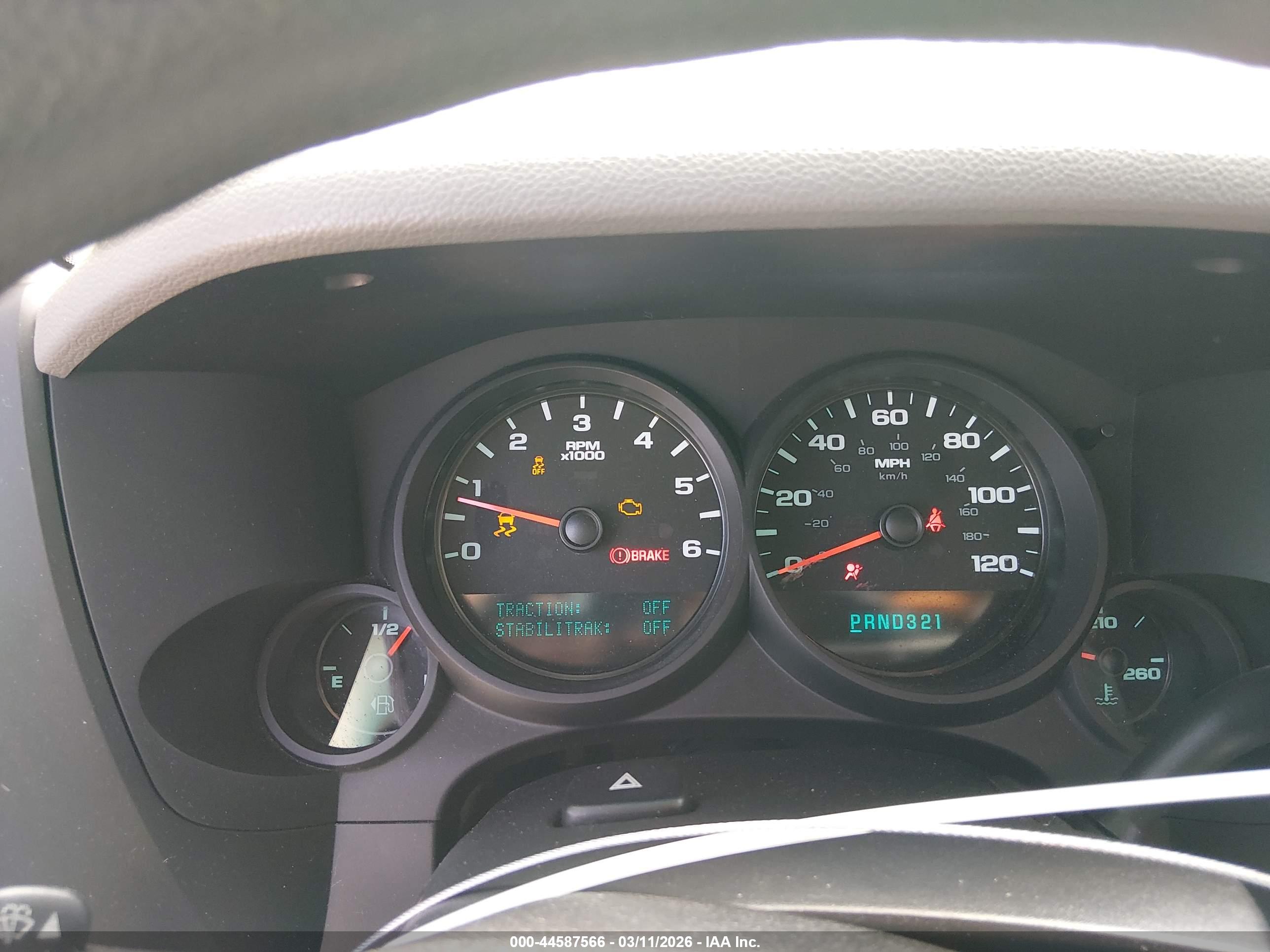CHEVROLET SILVERADO image 7