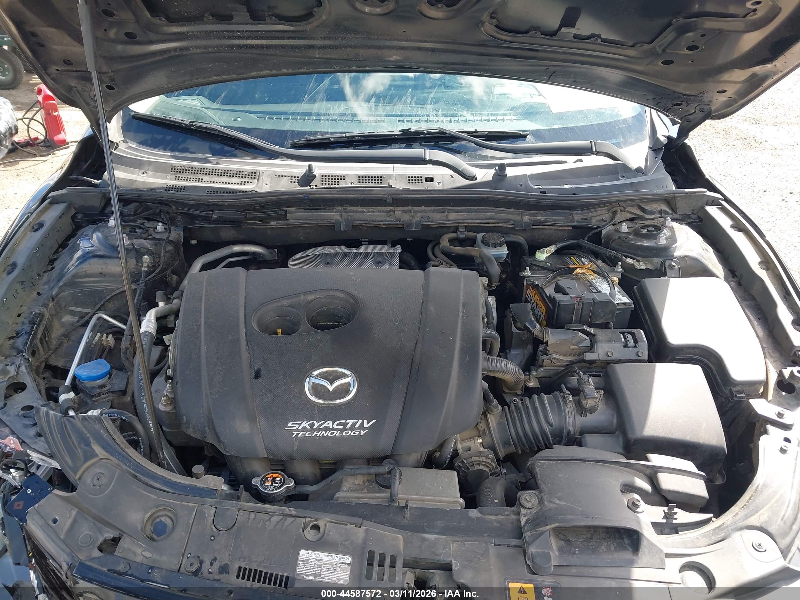 MAZDA MAZDA3 image 10