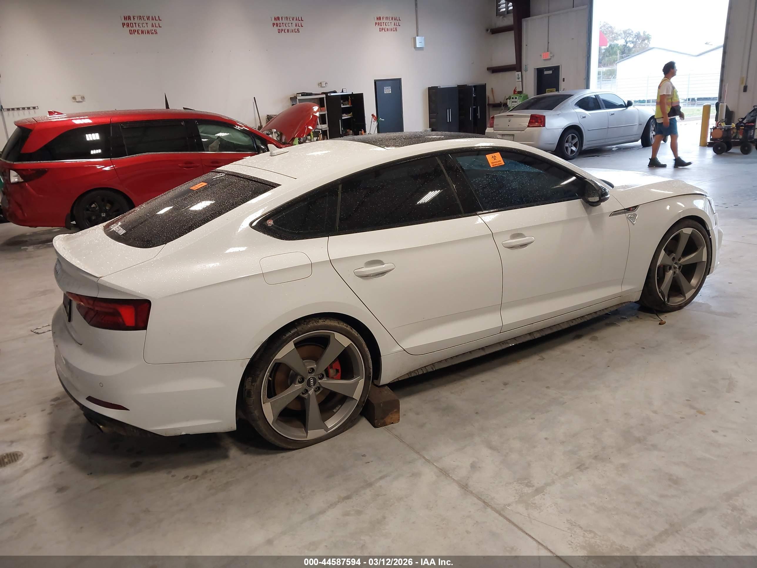 AUDI S5 image 4