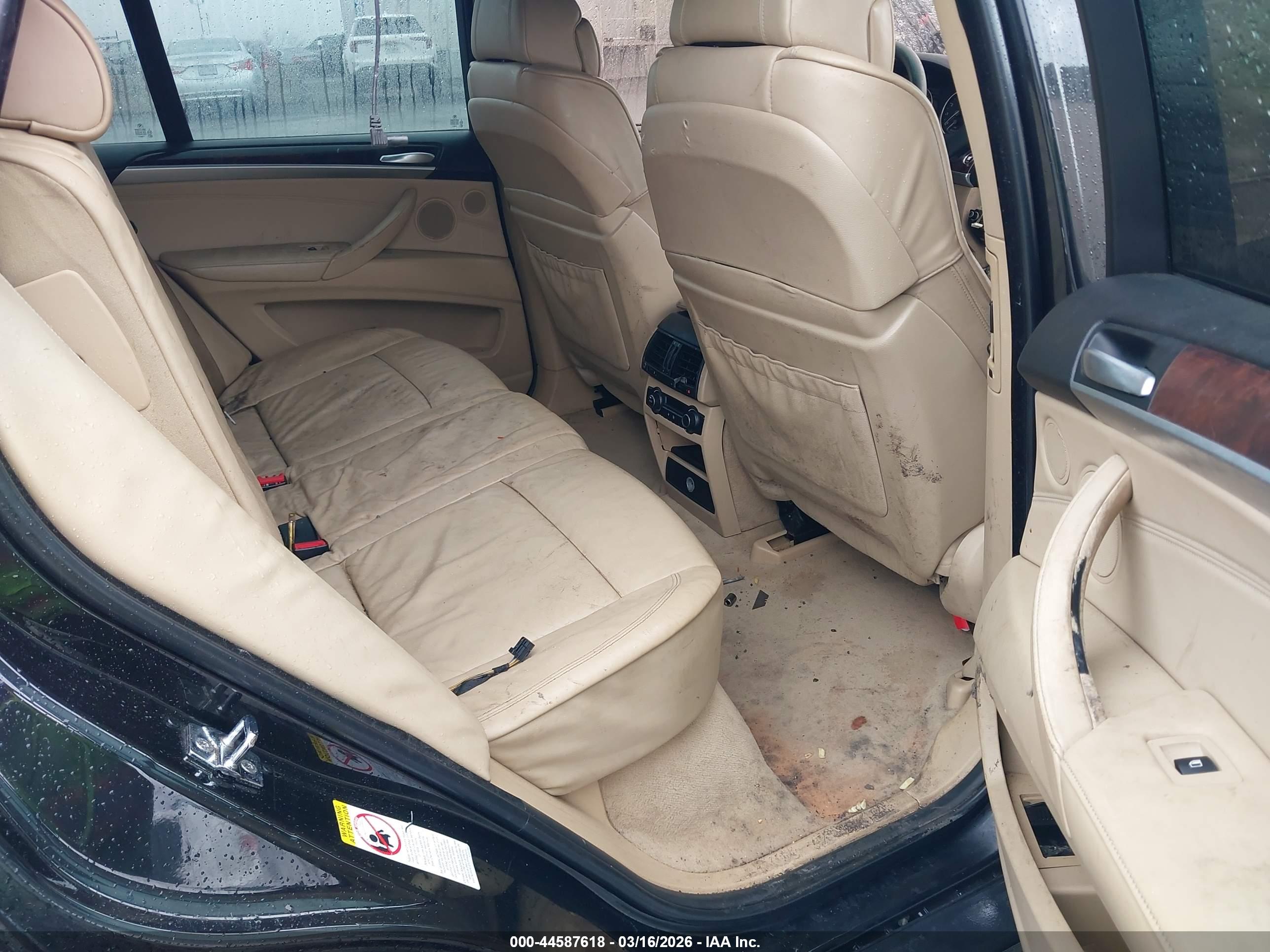 BMW X5 image 8