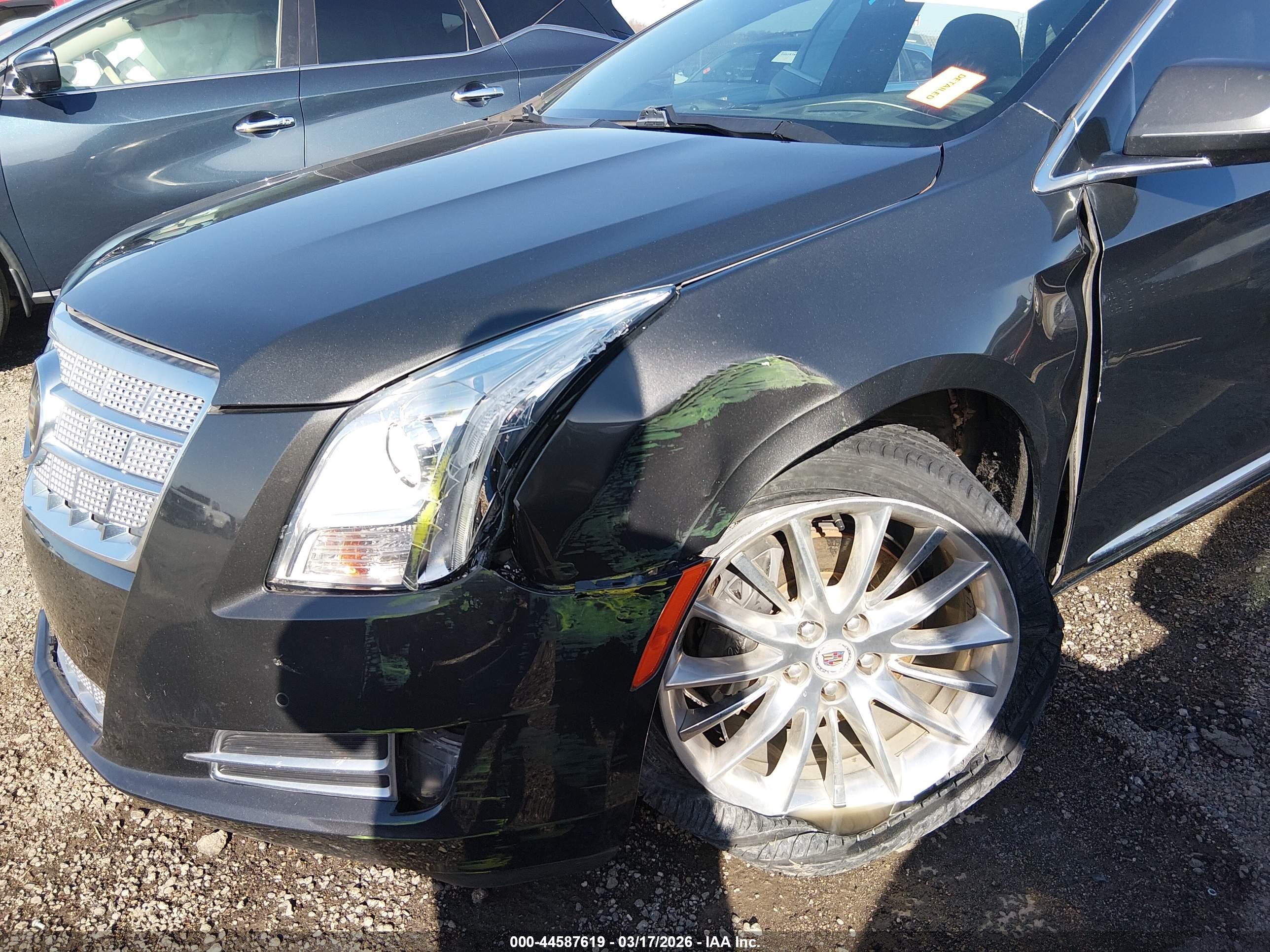 CADILLAC XTS image 6