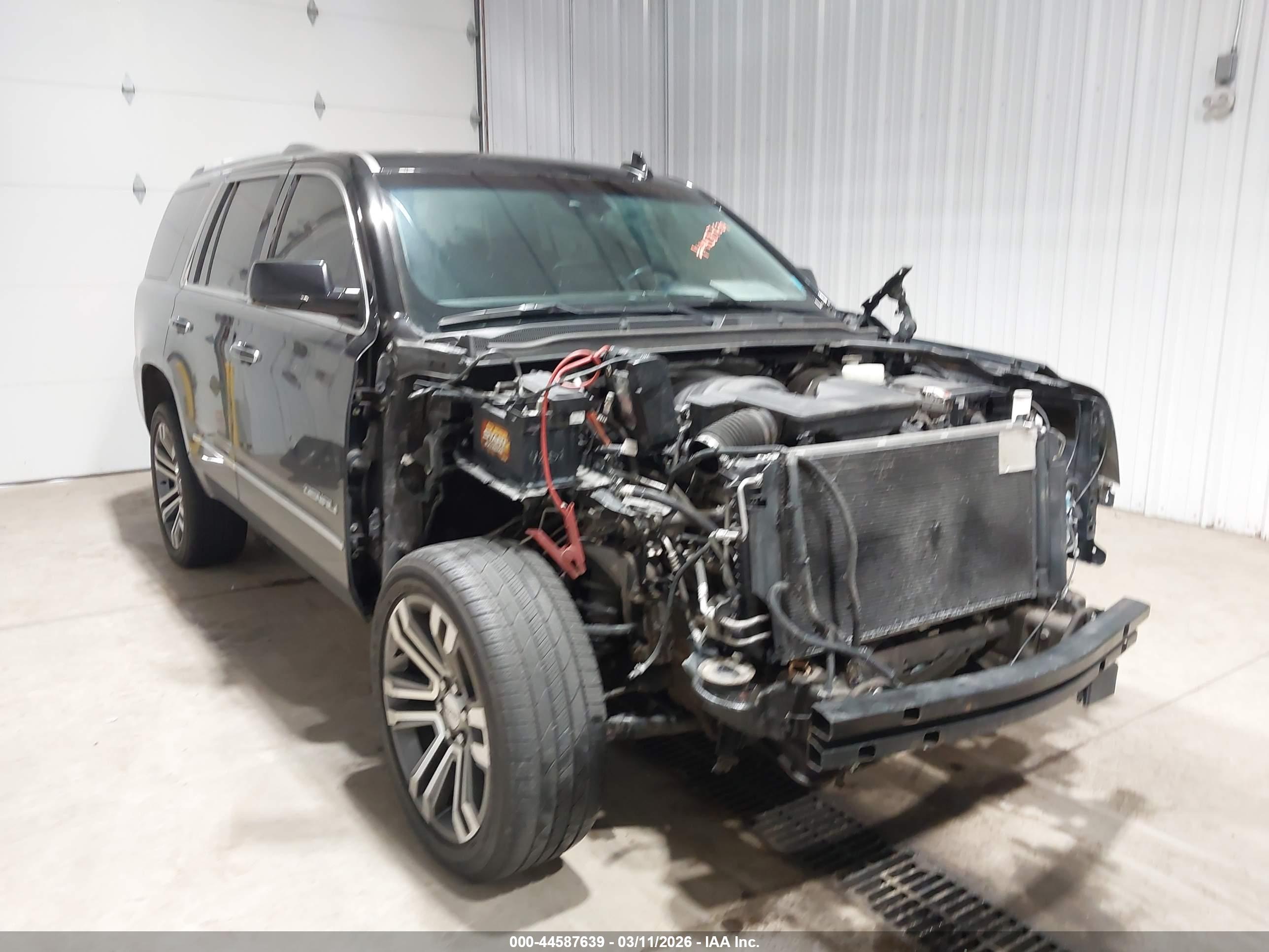 GMC YUKON image 6