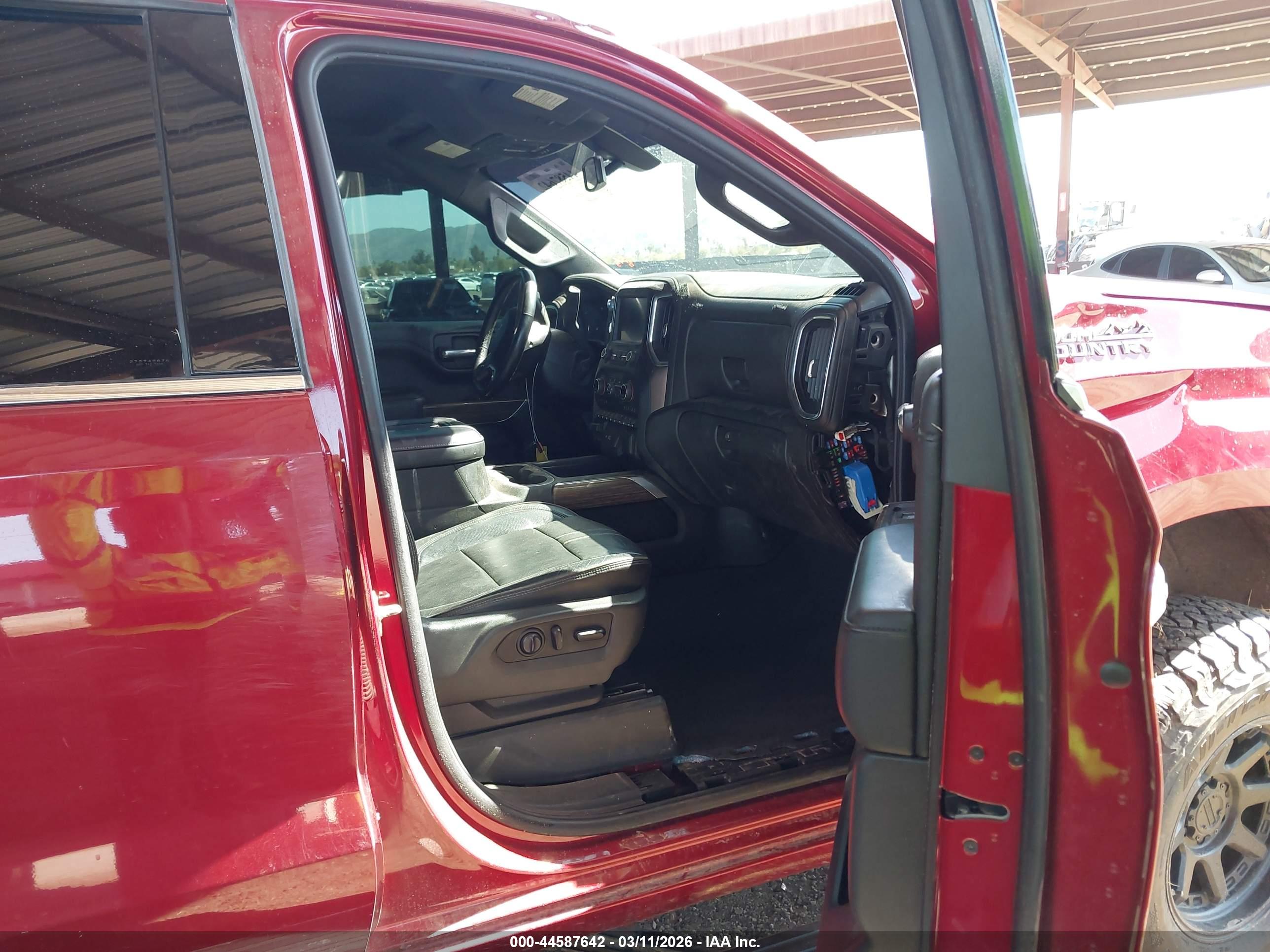CHEVROLET SILVERADO image 5