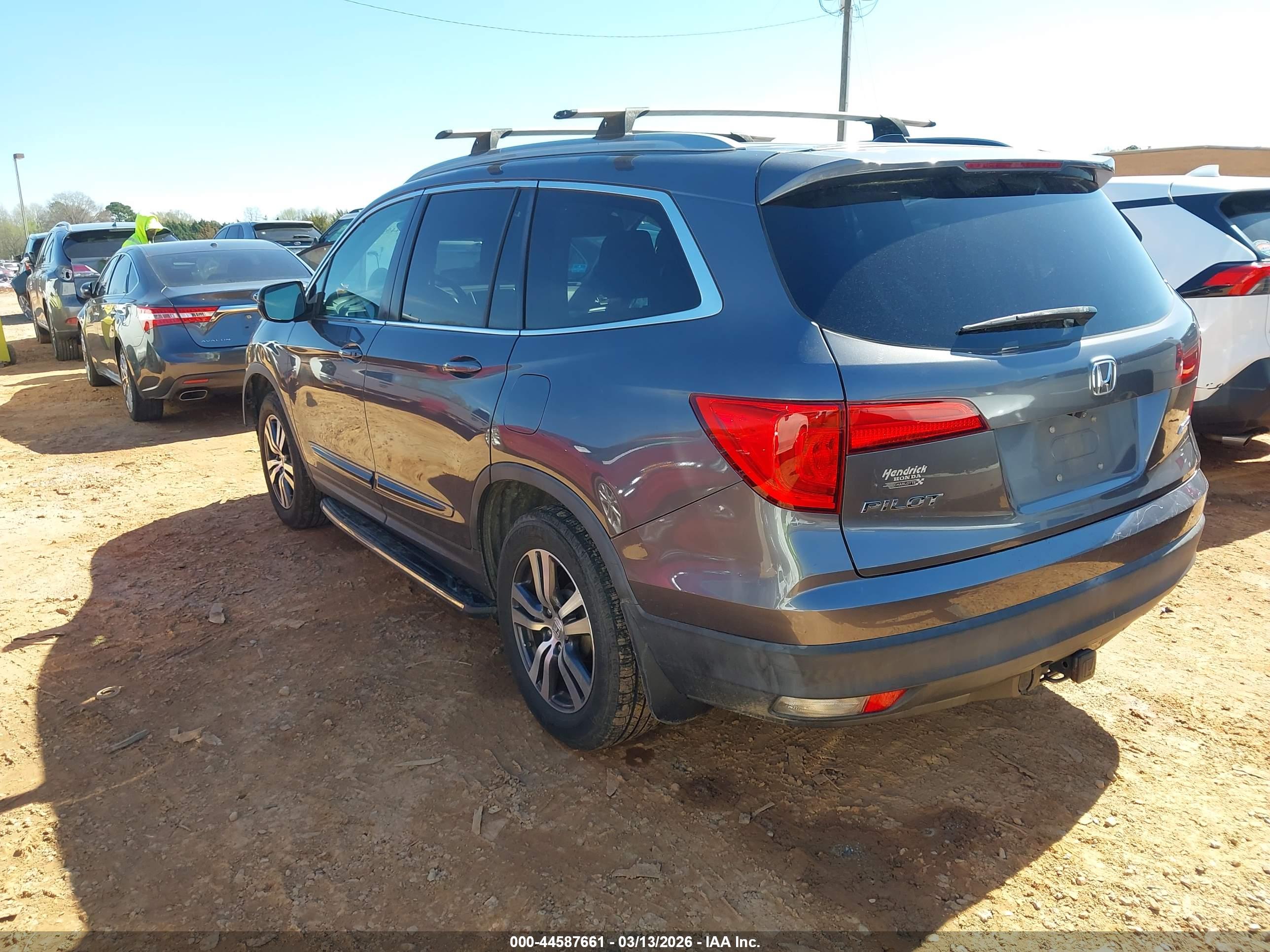 HONDA PILOT image 3