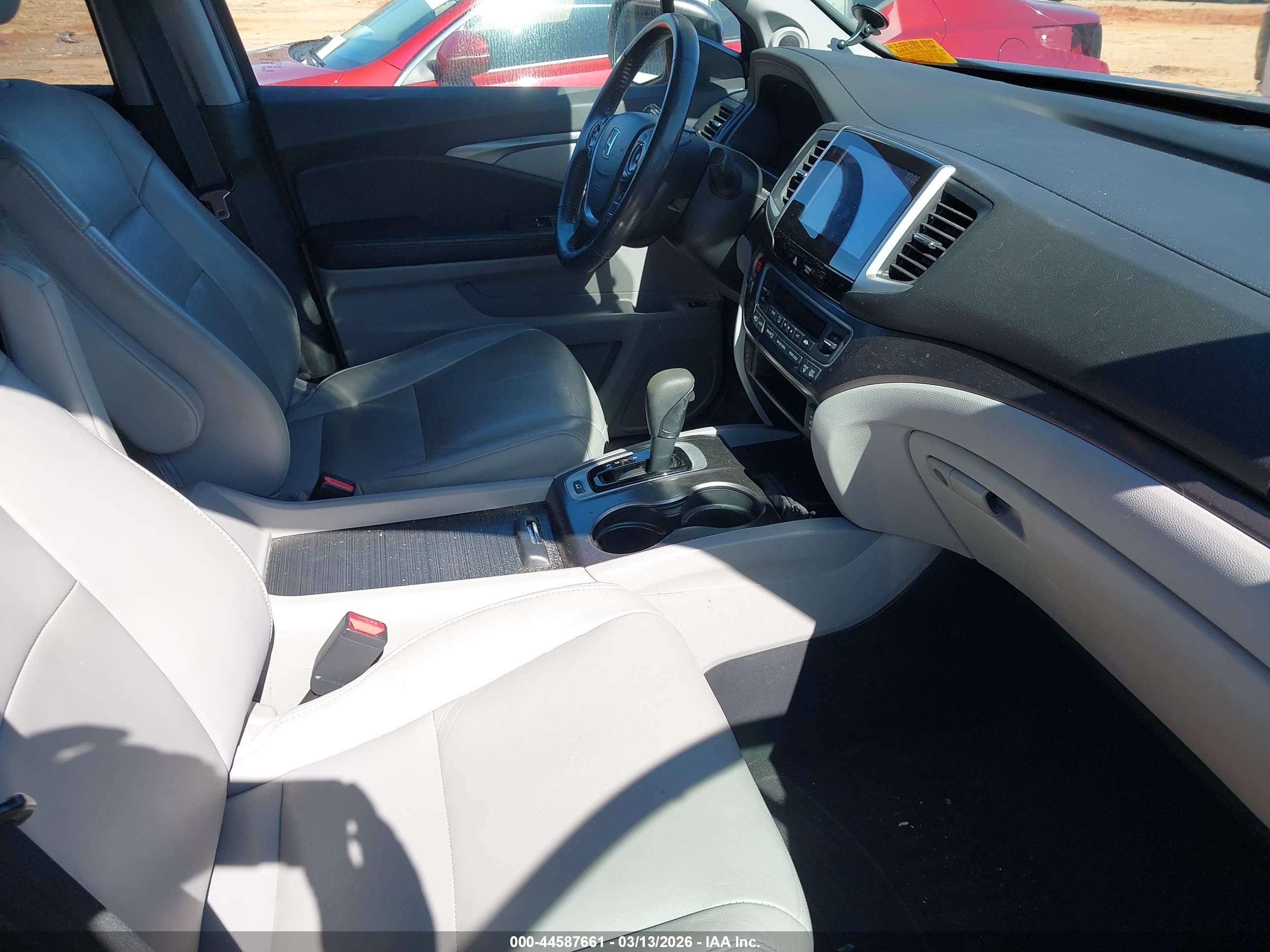 HONDA PILOT image 5
