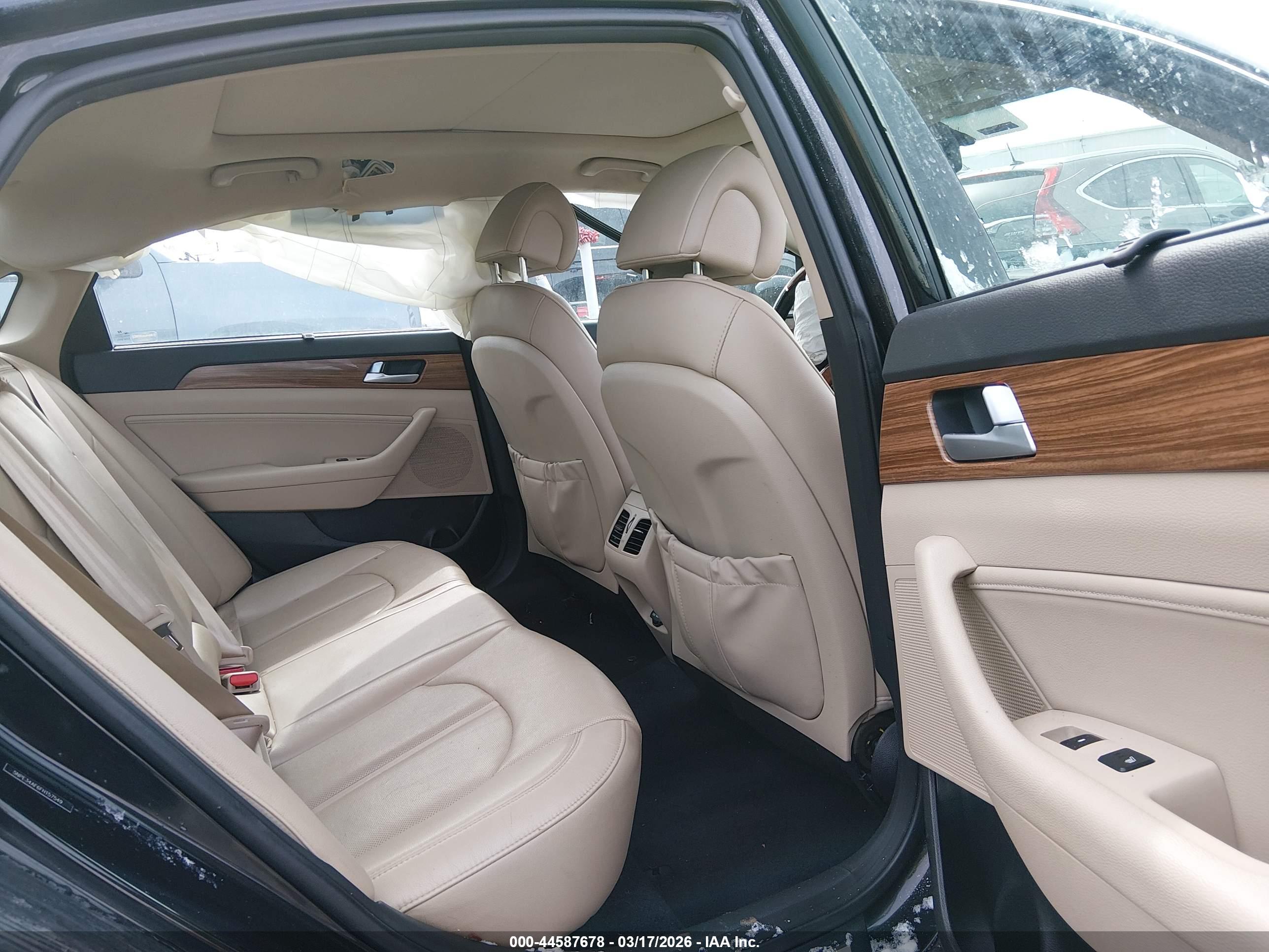 HYUNDAI SONATA image 8
