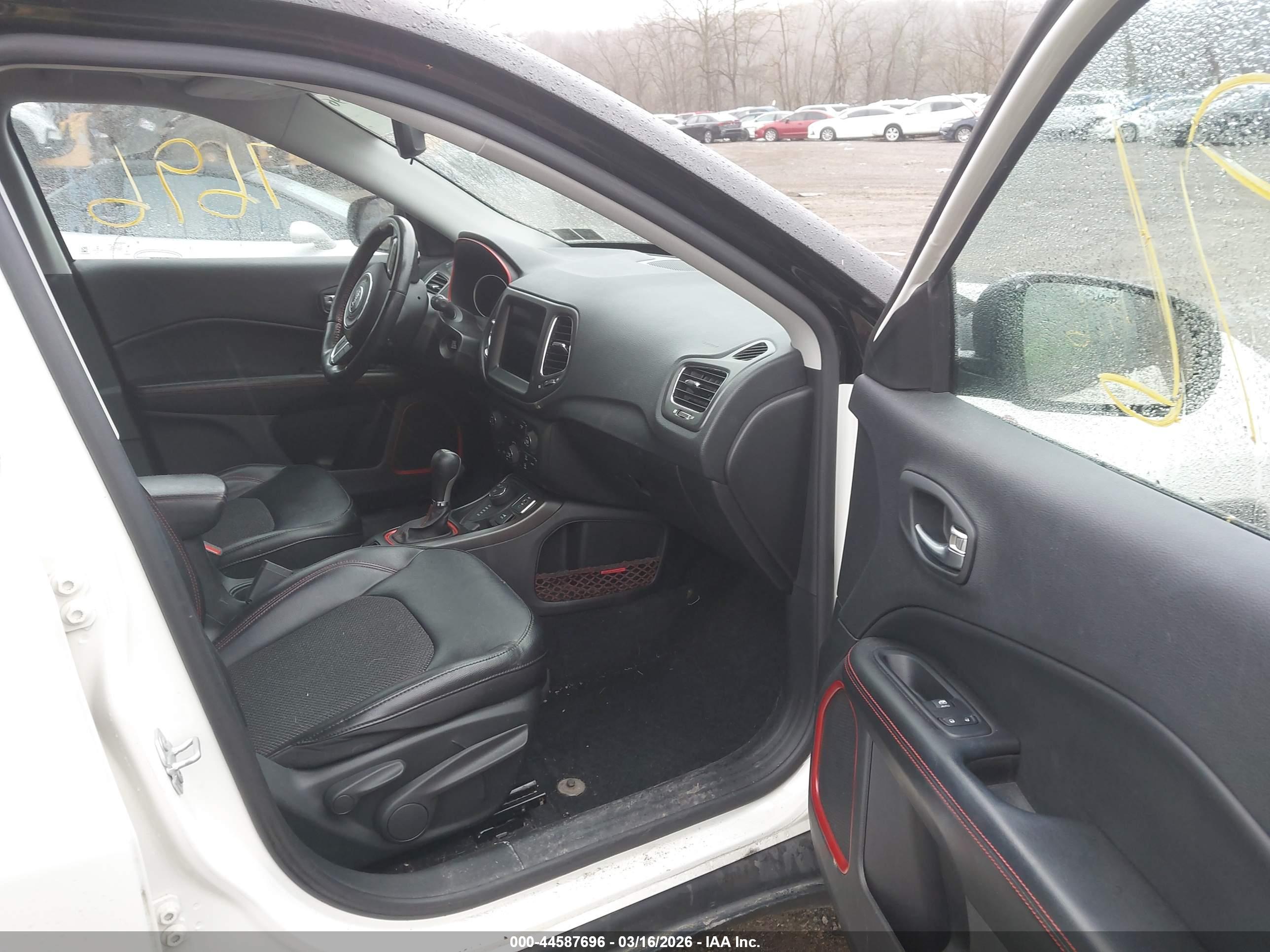 JEEP COMPASS image 5