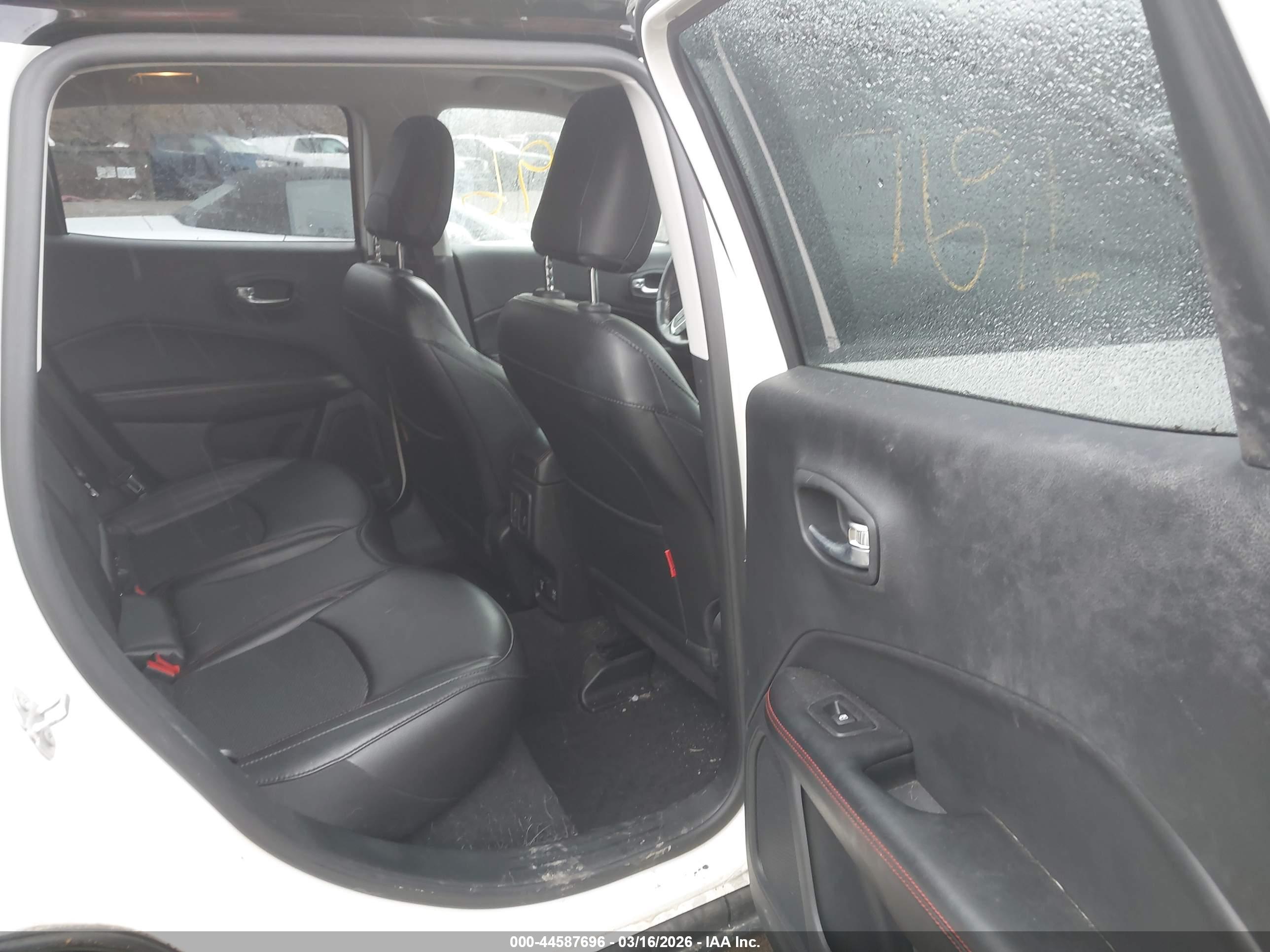 JEEP COMPASS image 8