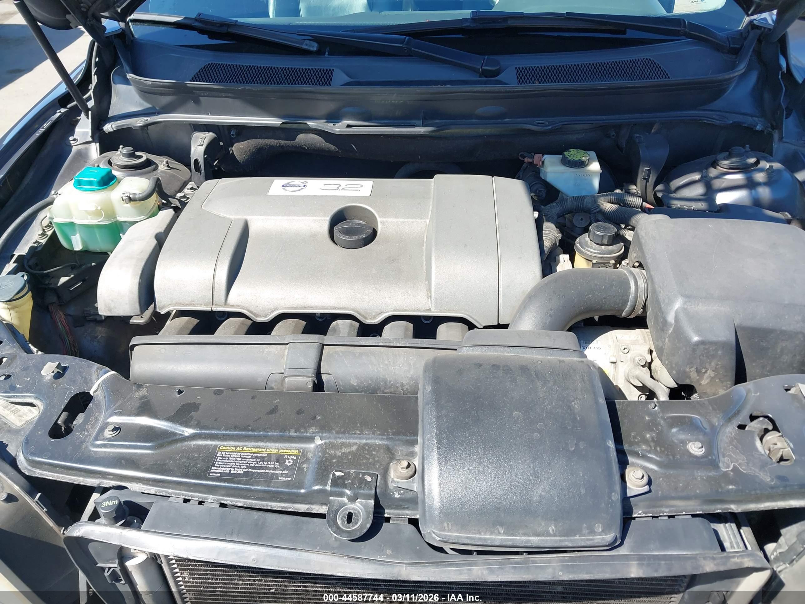 VOLVO XC90 image 10