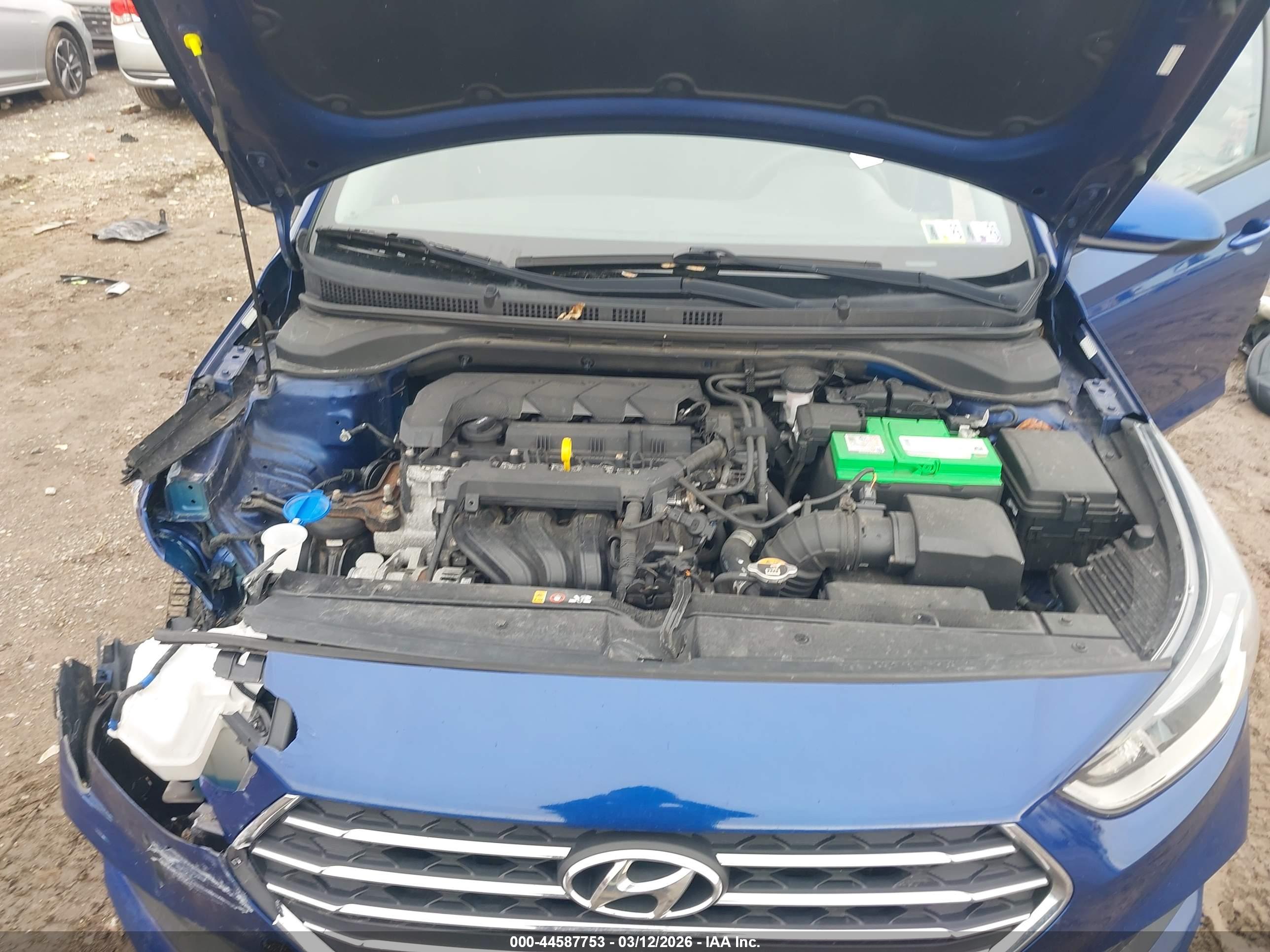 HYUNDAI ACCENT image 10