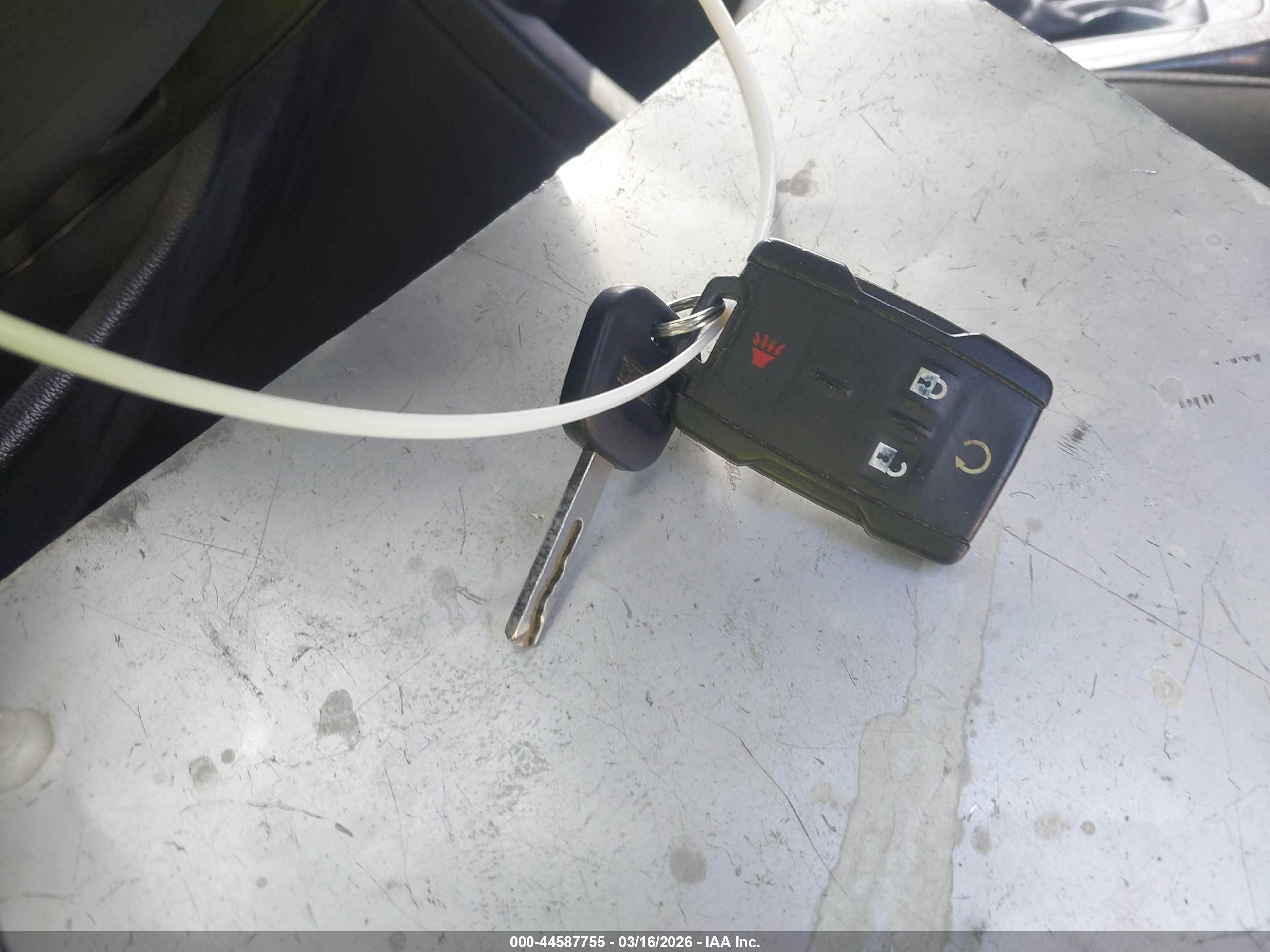 GMC CANYON image 11