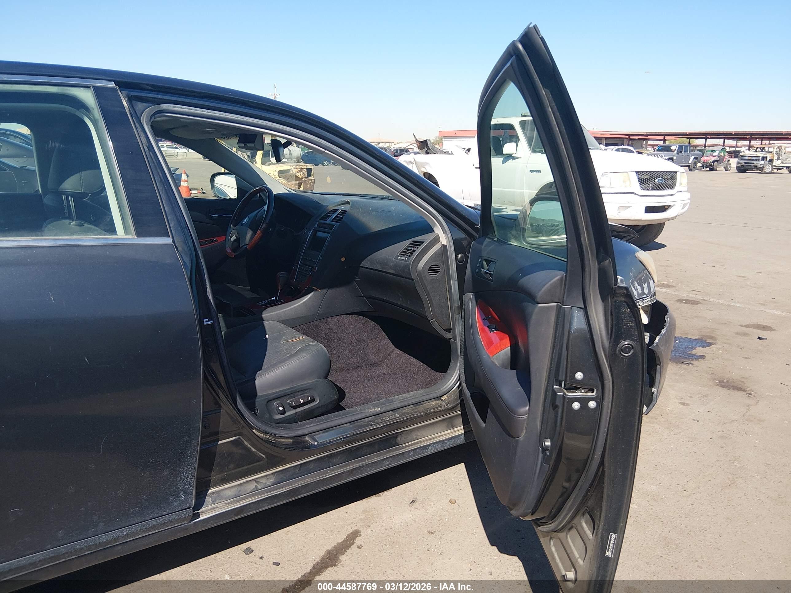 LEXUS ES image 5
