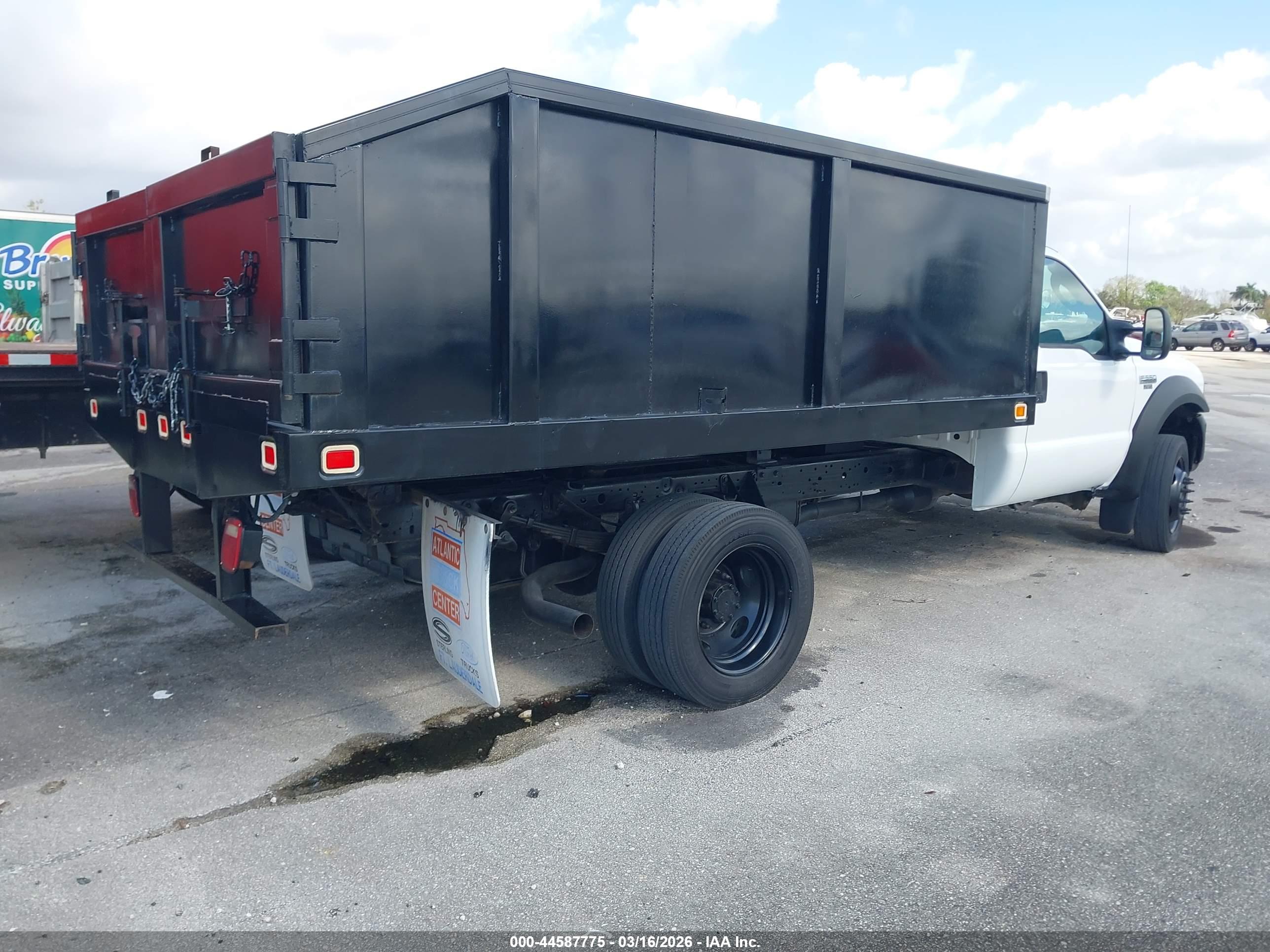 FORD F-550 image 4