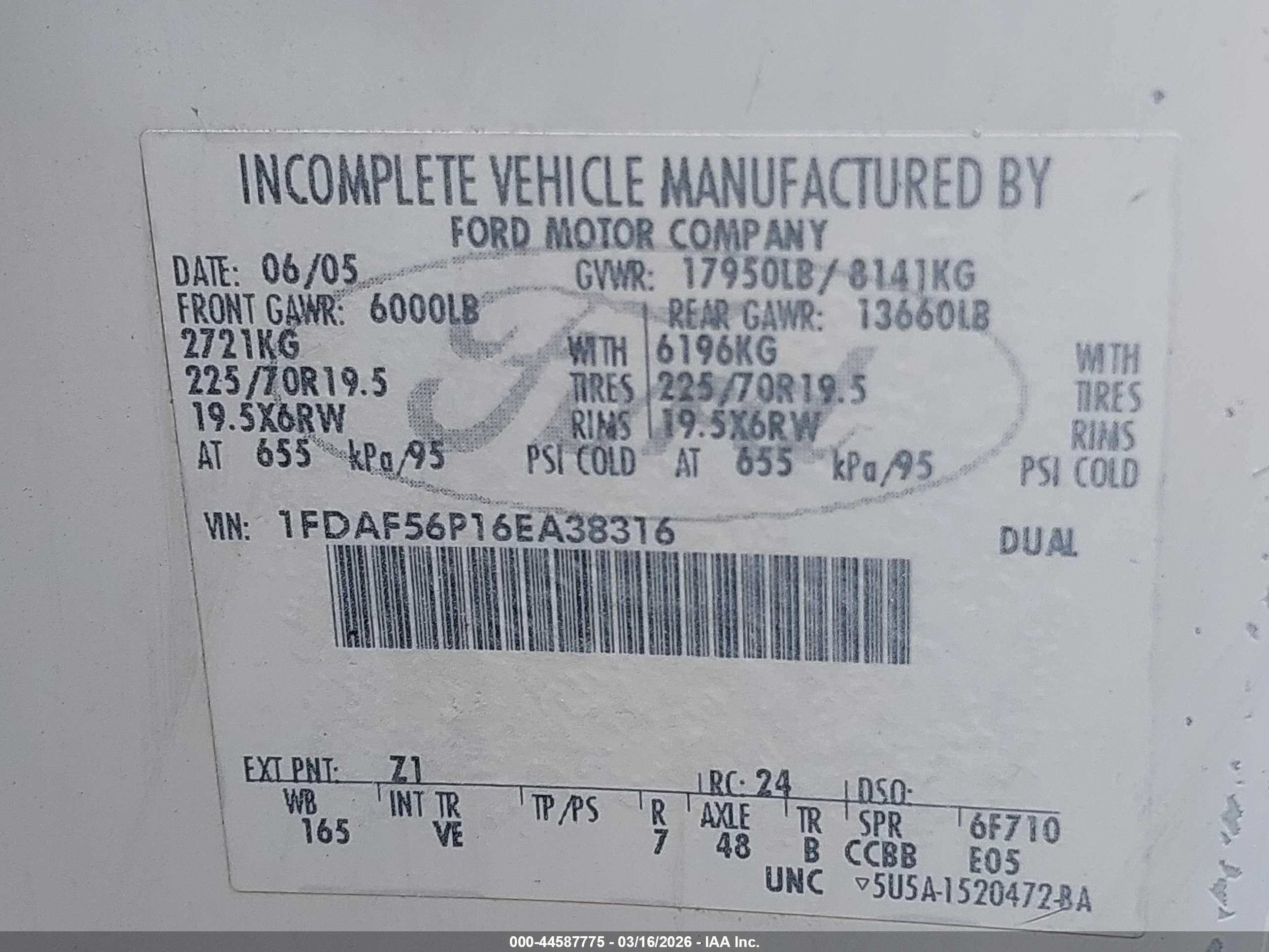 FORD F-550 image 9