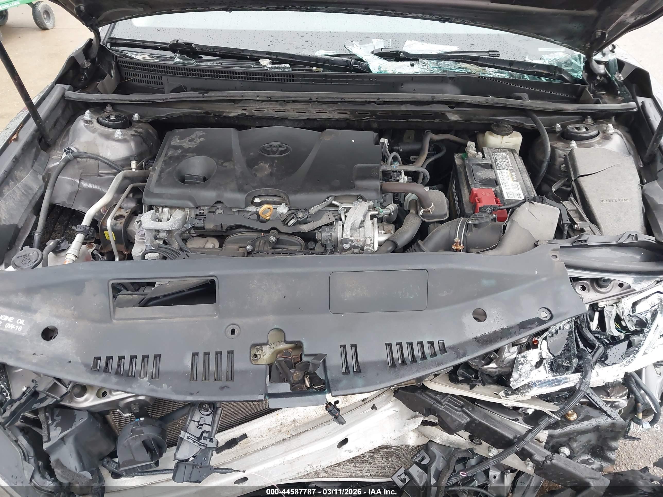 TOYOTA CAMRY image 10