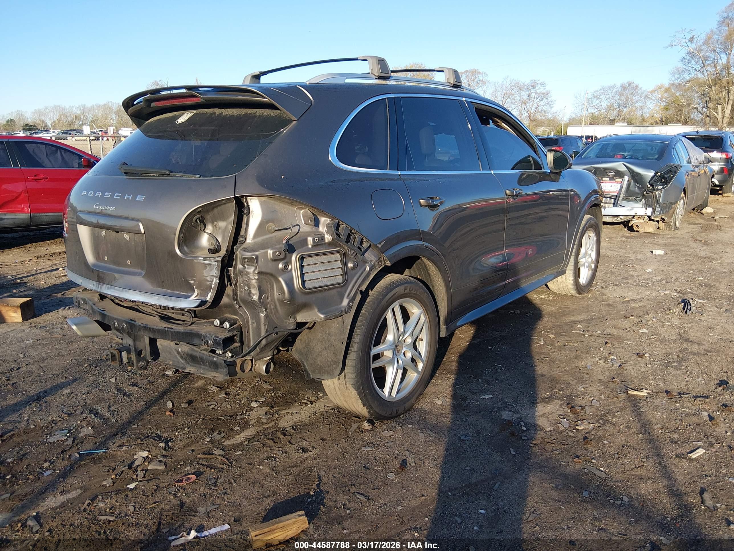 PORSCHE CAYENNE image 4