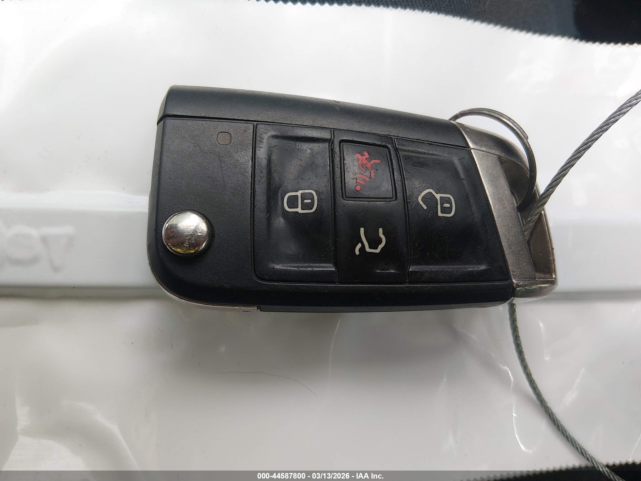 VOLKSWAGEN GOLF image 11