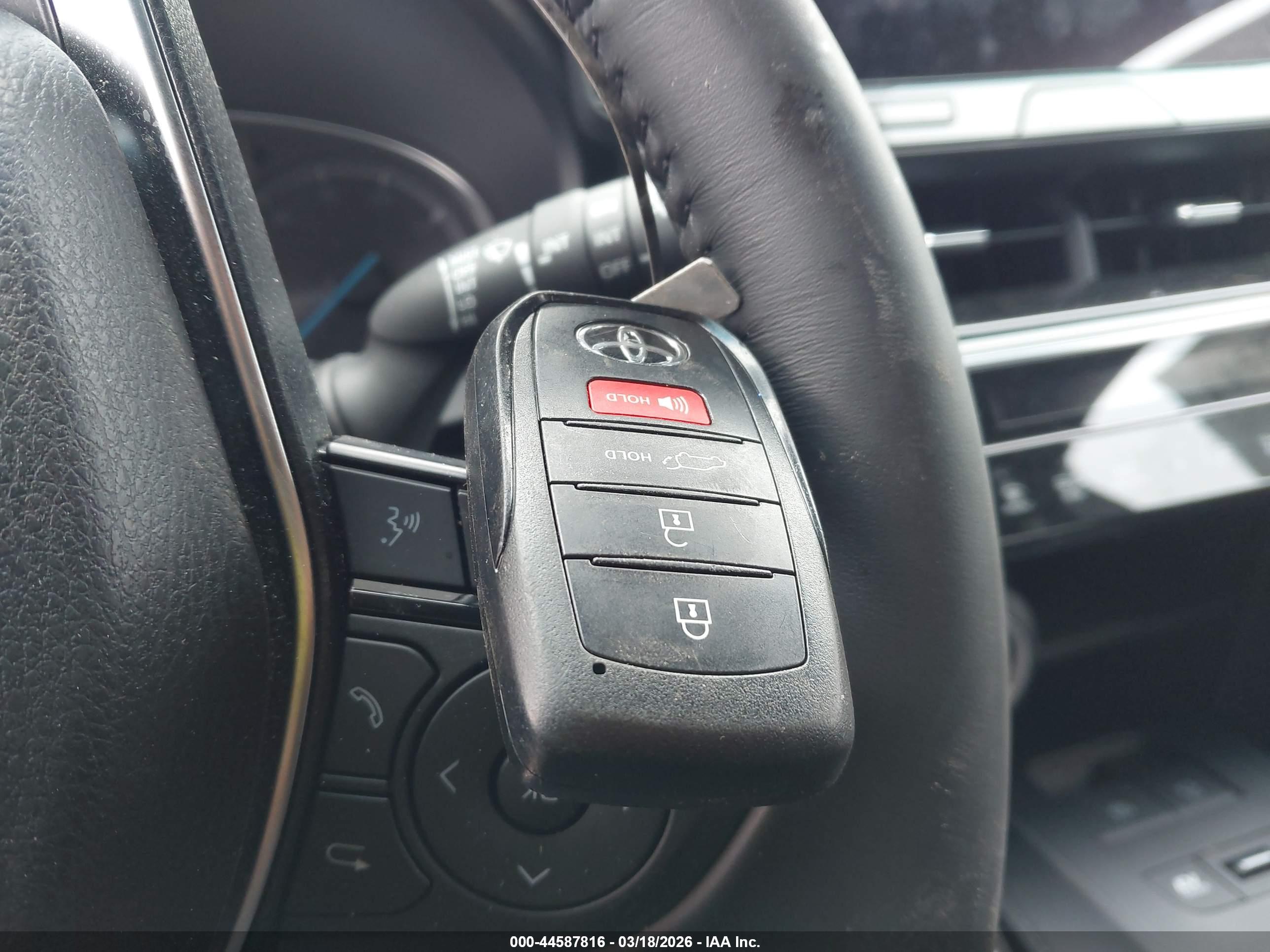 TOYOTA VENZA image 11