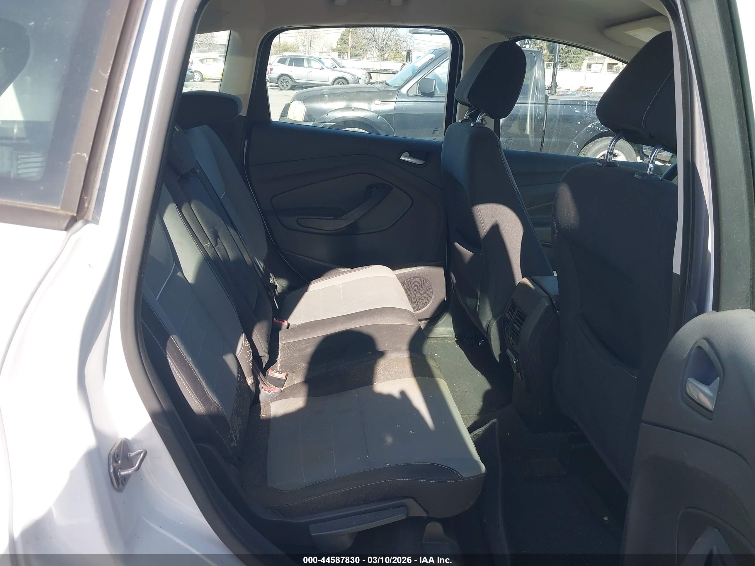 FORD C-MAX image 8