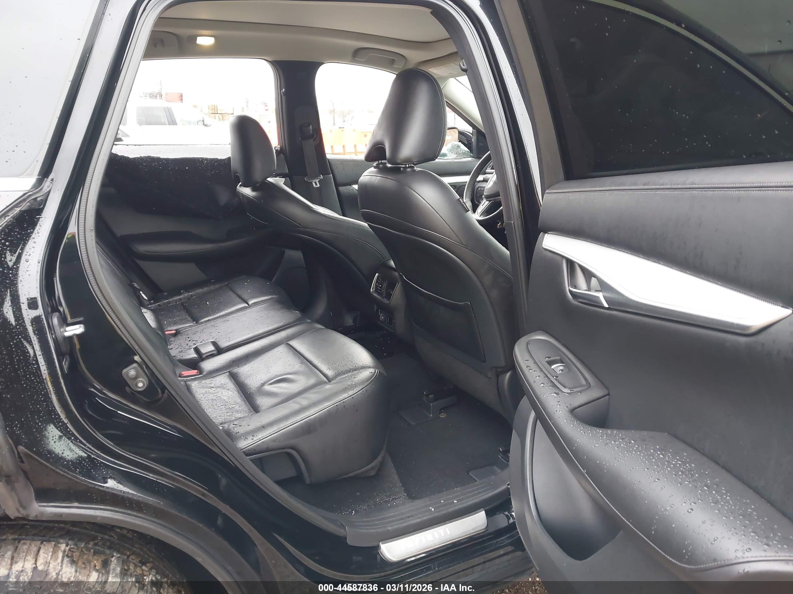 INFINITI QX50 image 8