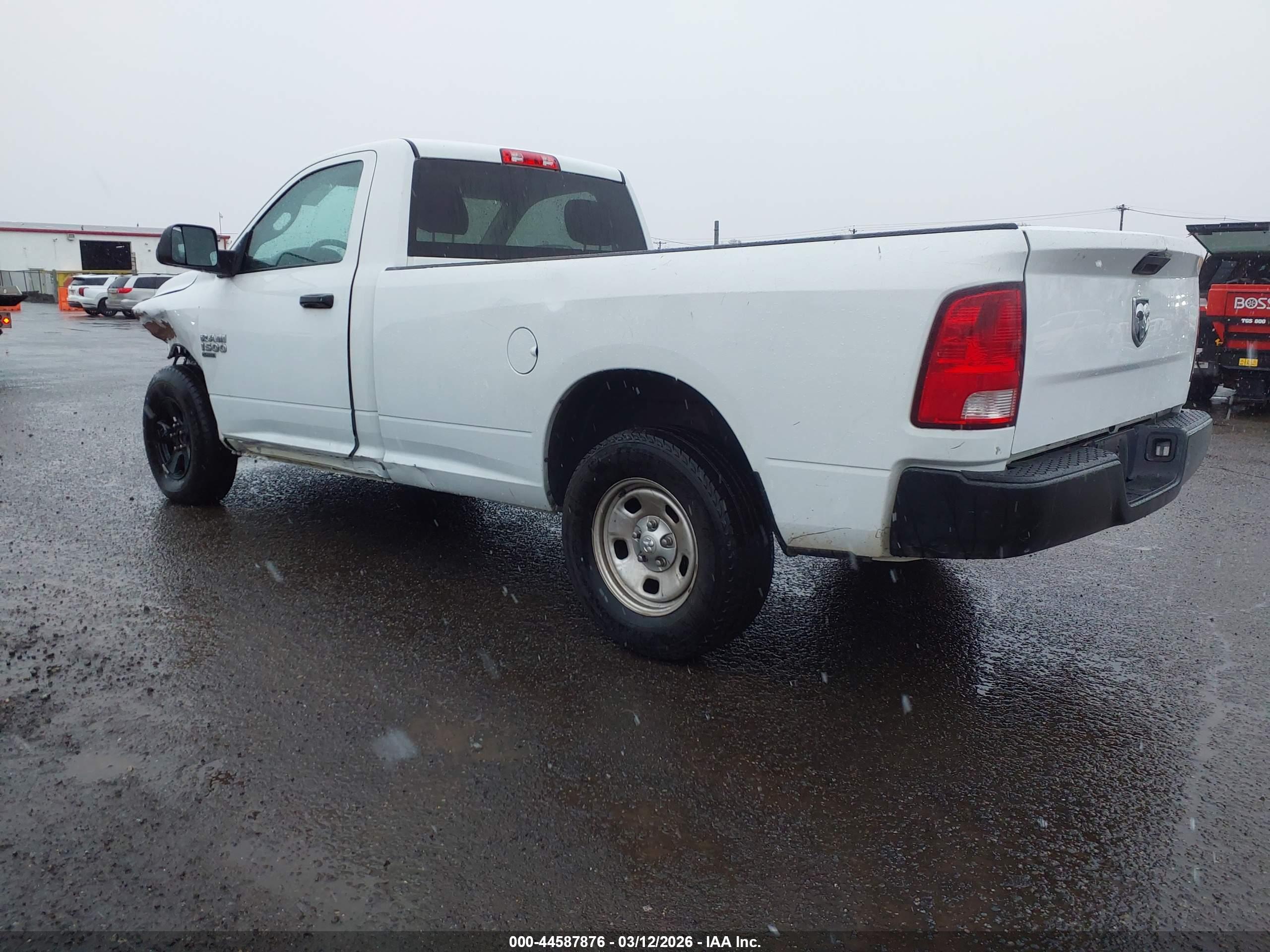 RAM 1500 image 3