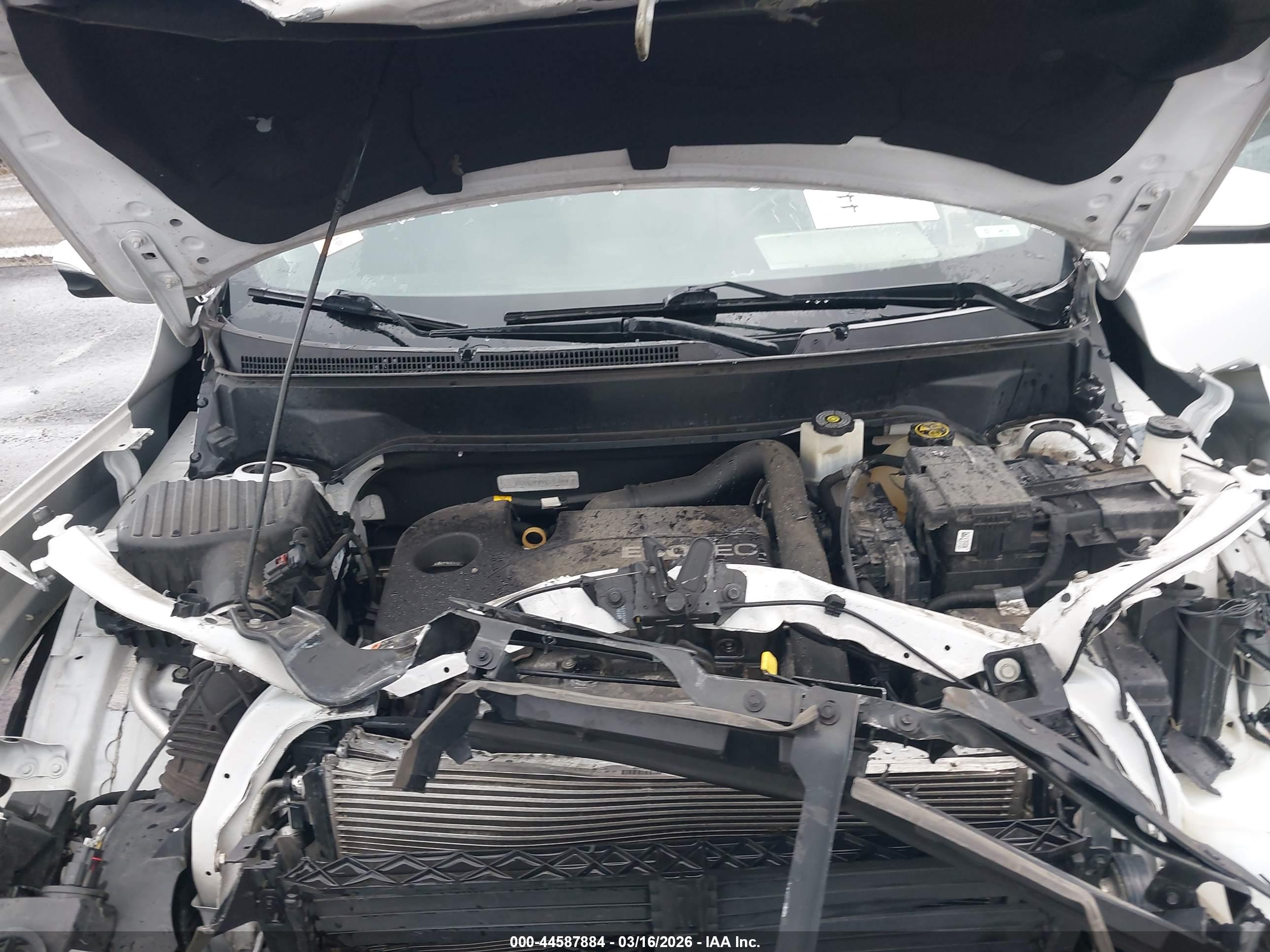 GMC TERRAIN image 10