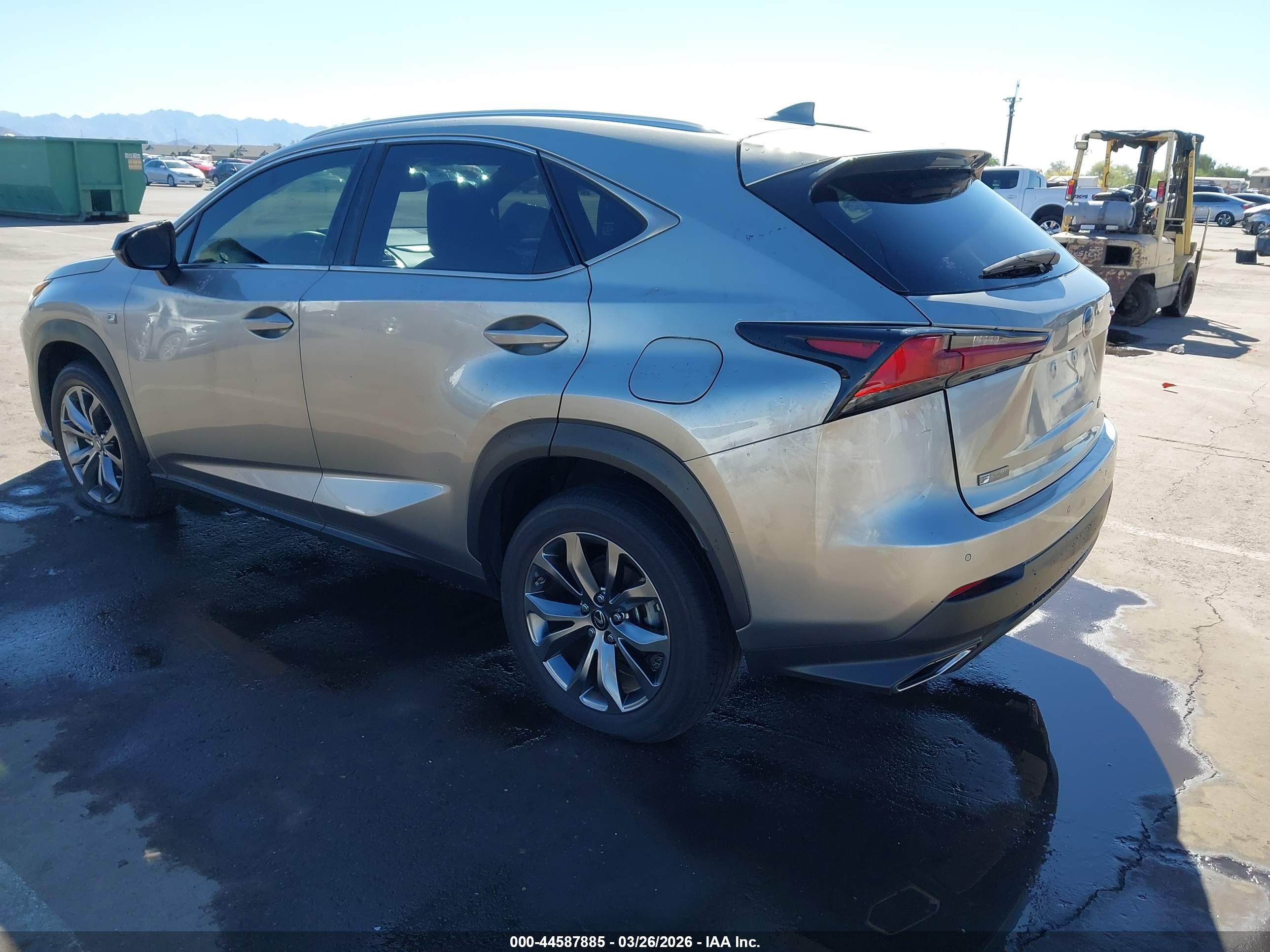 LEXUS NX image 3
