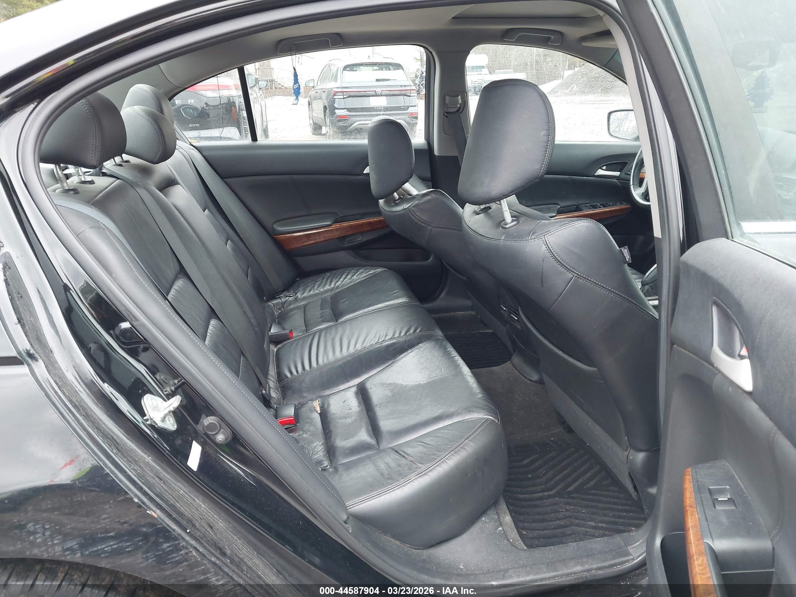 HONDA ACCORD image 8
