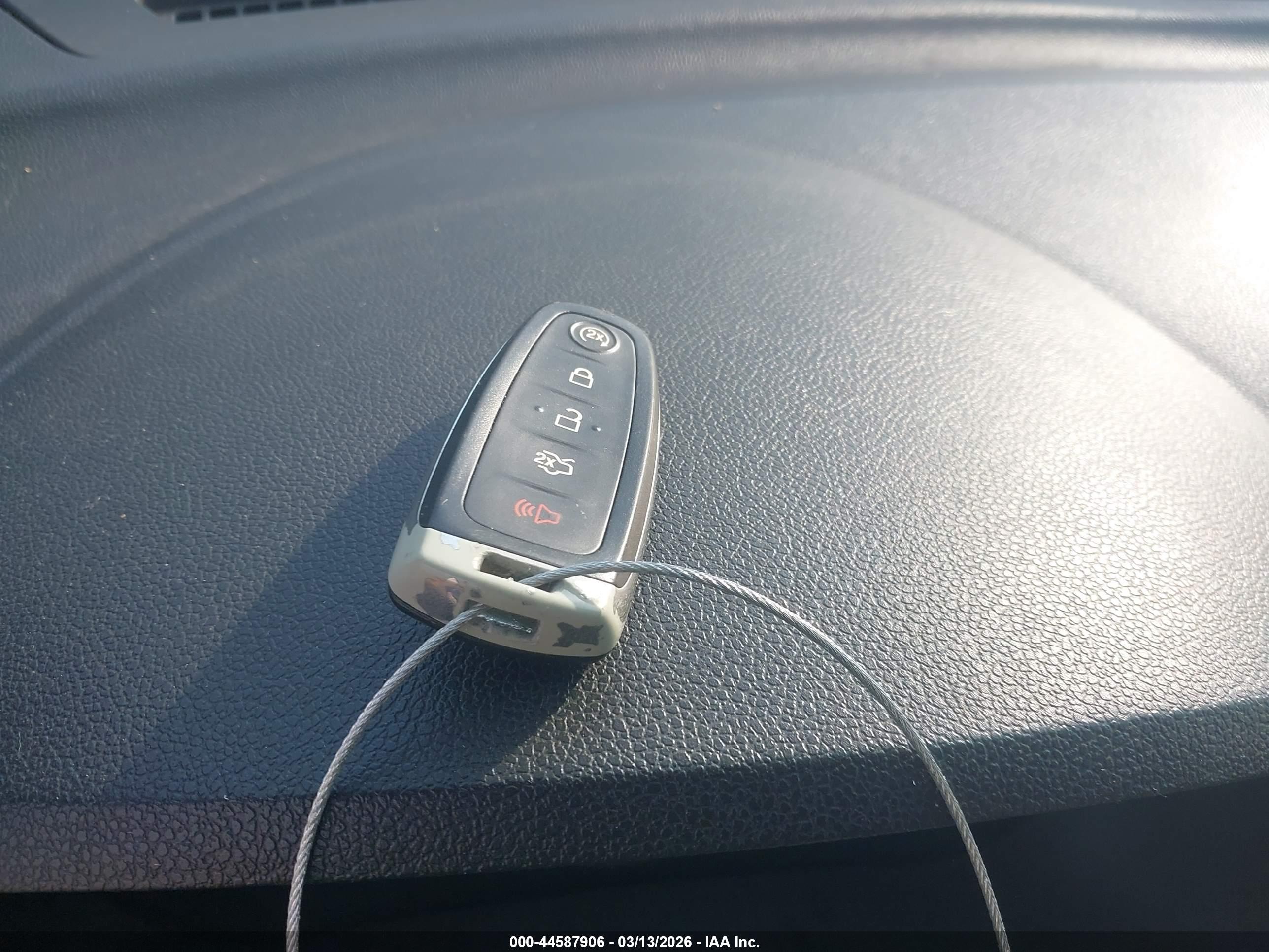 FORD EXPLORER image 11