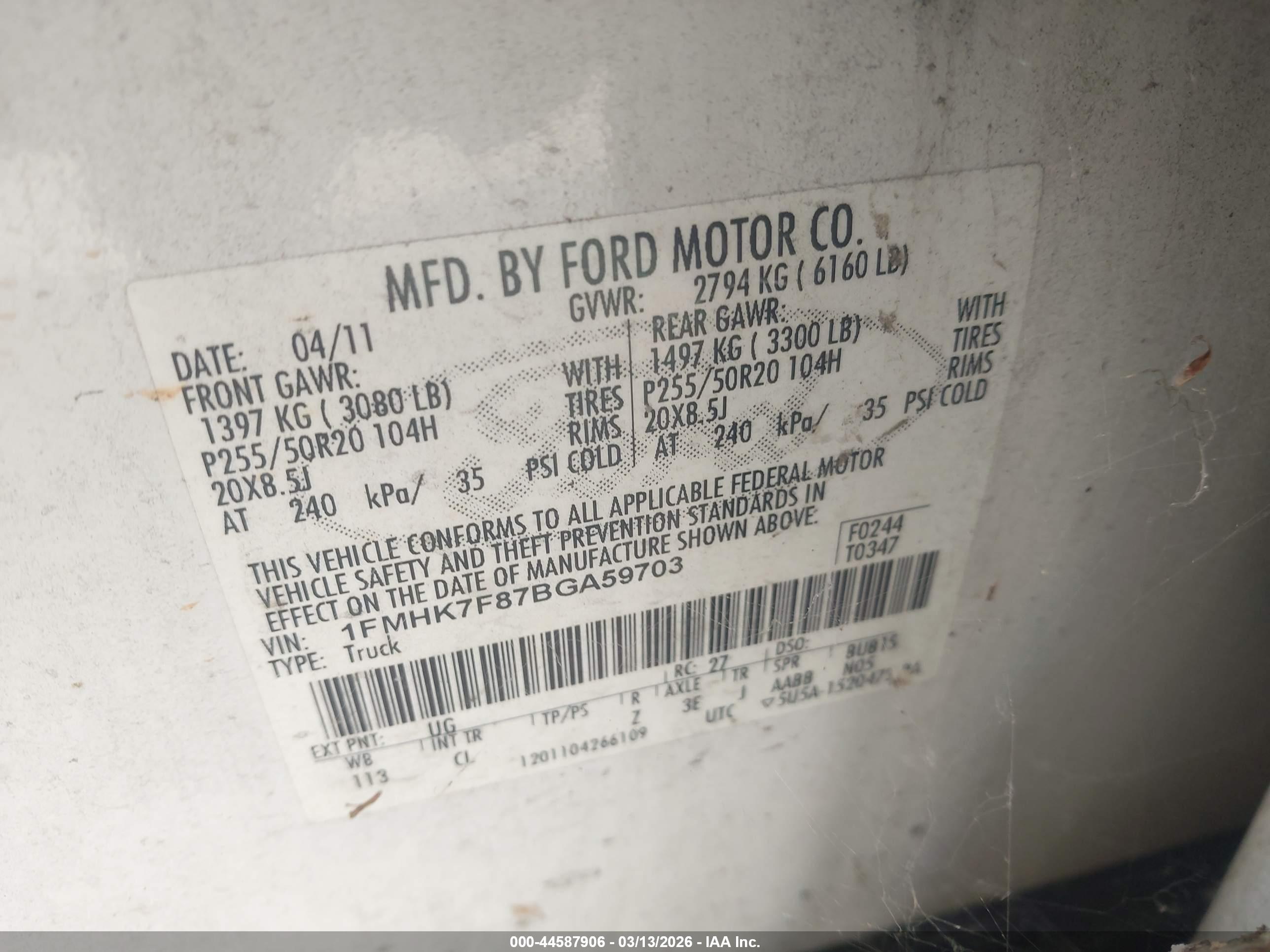 FORD EXPLORER image 9
