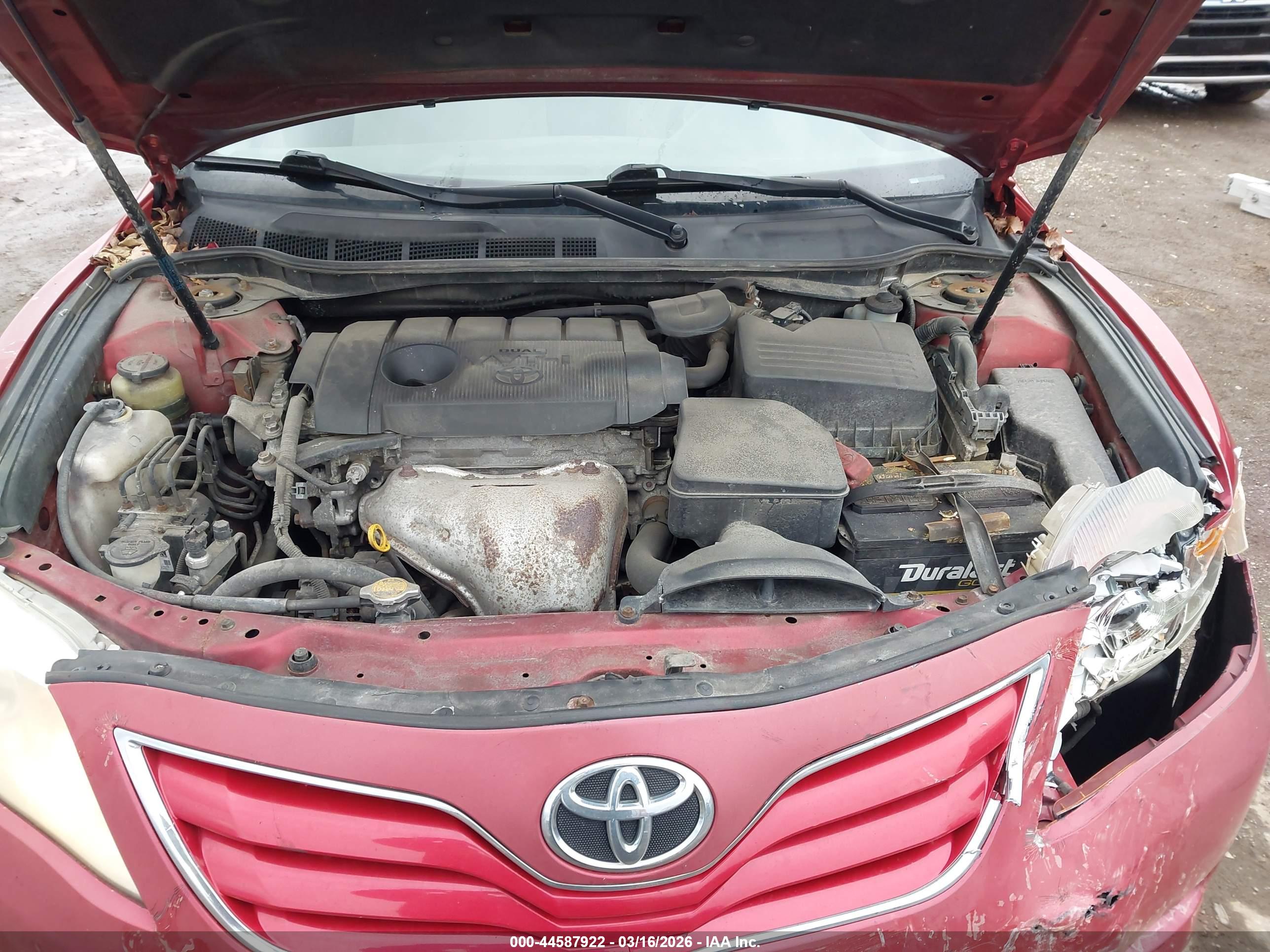 TOYOTA CAMRY image 10