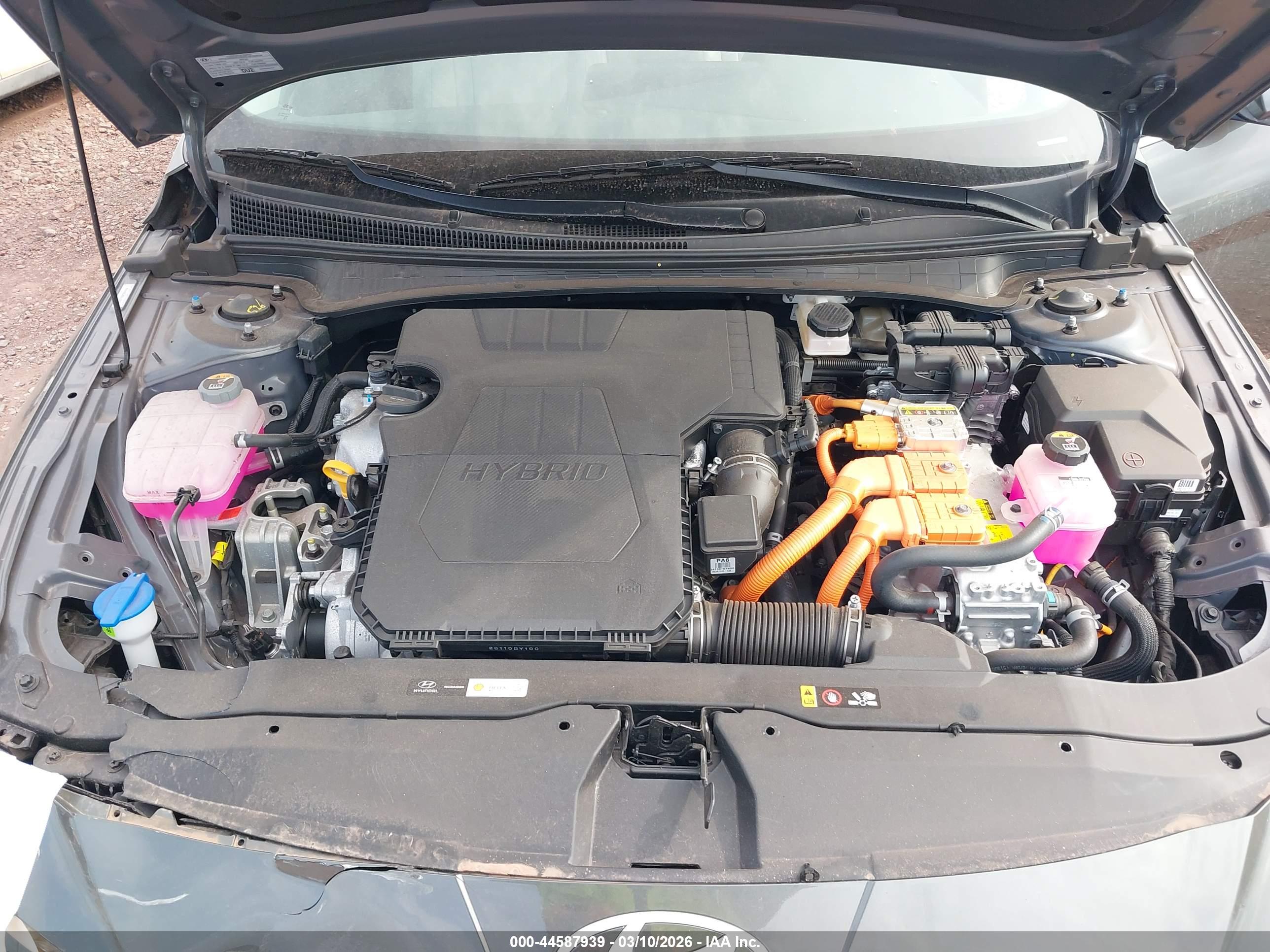 HYUNDAI ELANTRA image 10
