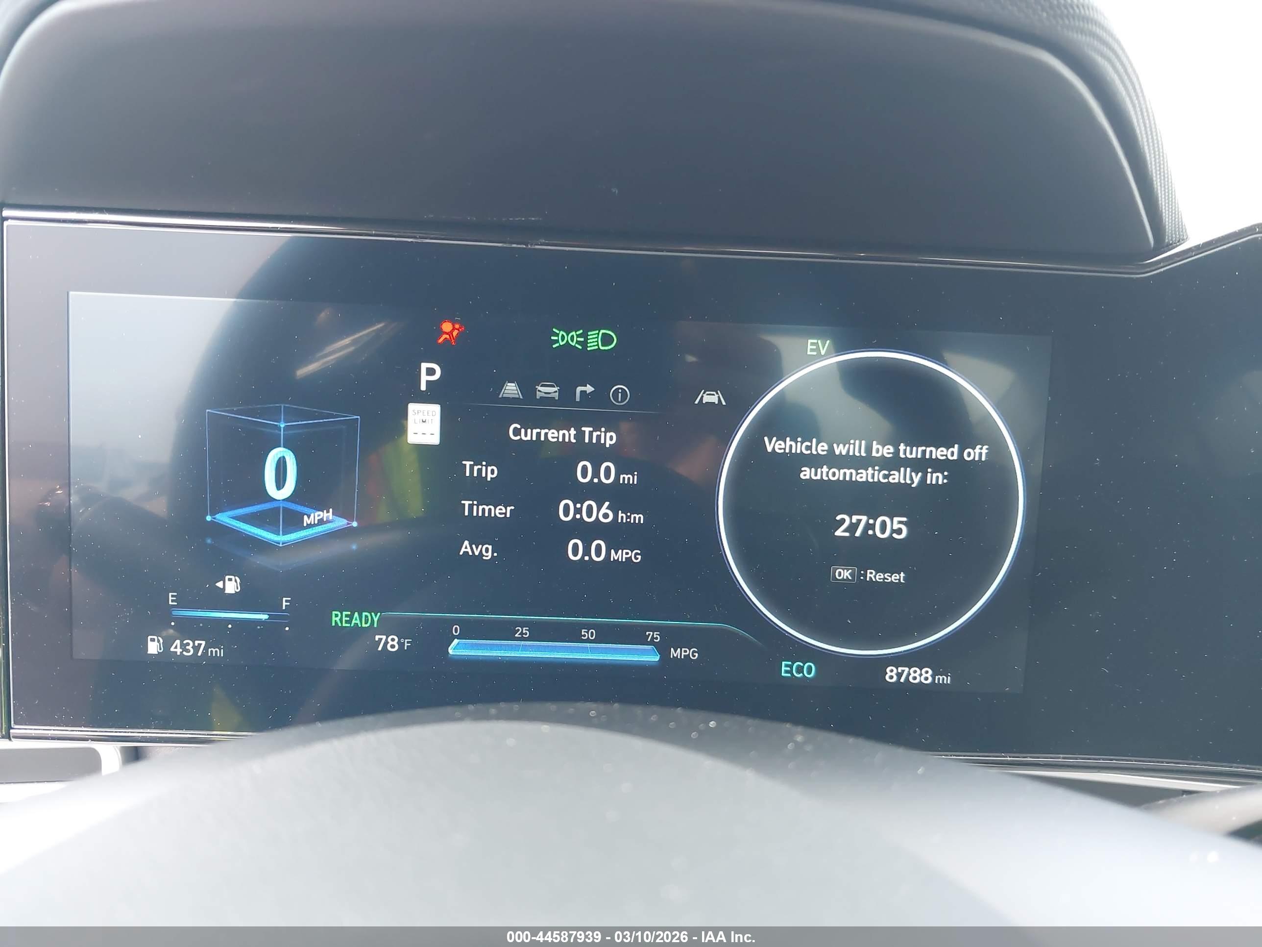 HYUNDAI ELANTRA image 7