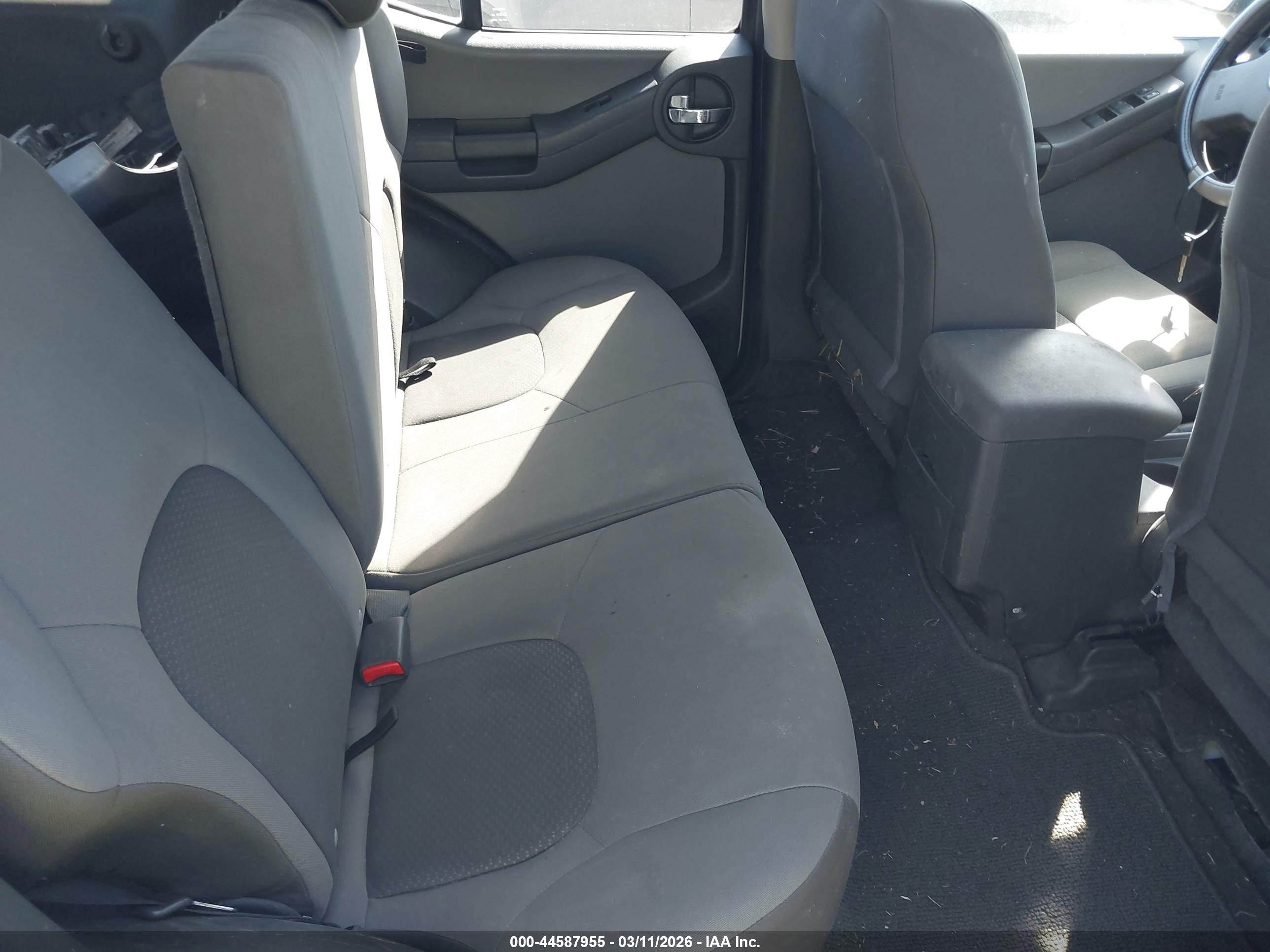 NISSAN XTERRA image 8