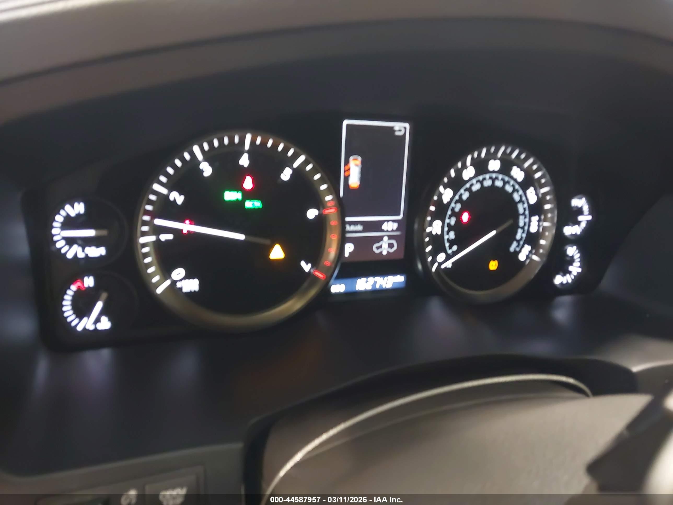 LEXUS LX image 7