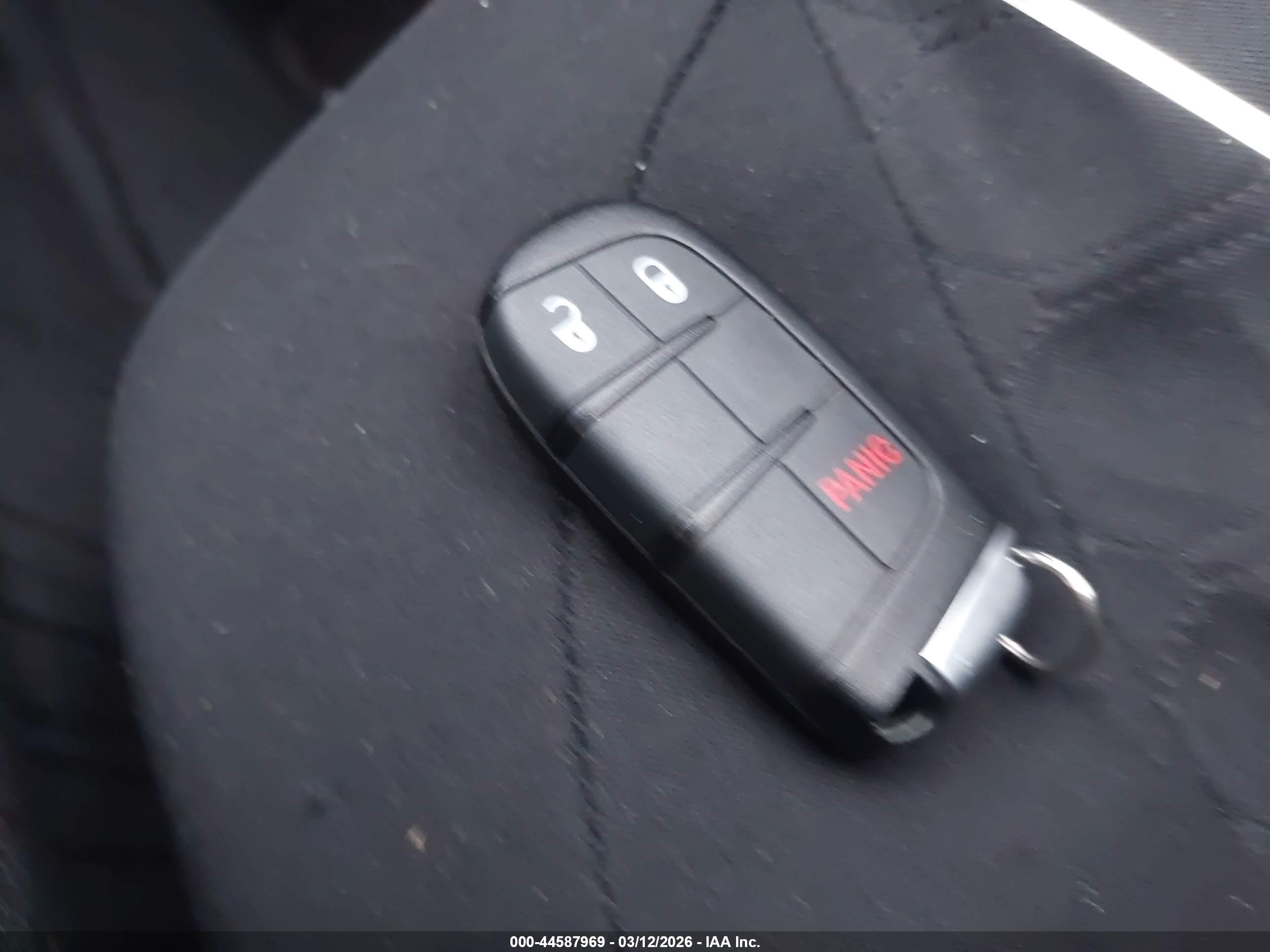 JEEP GRAND image 11