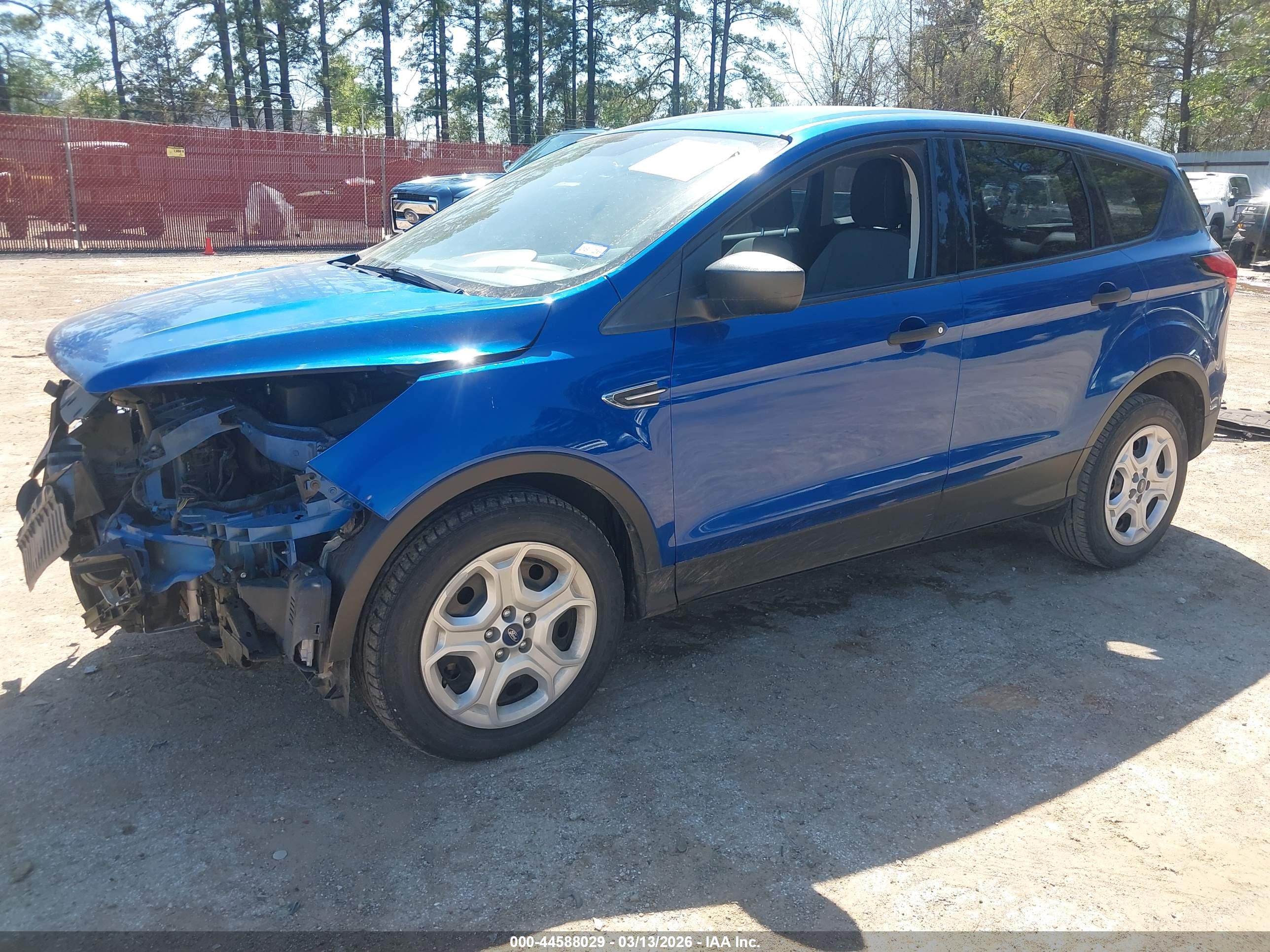 FORD ESCAPE image 2