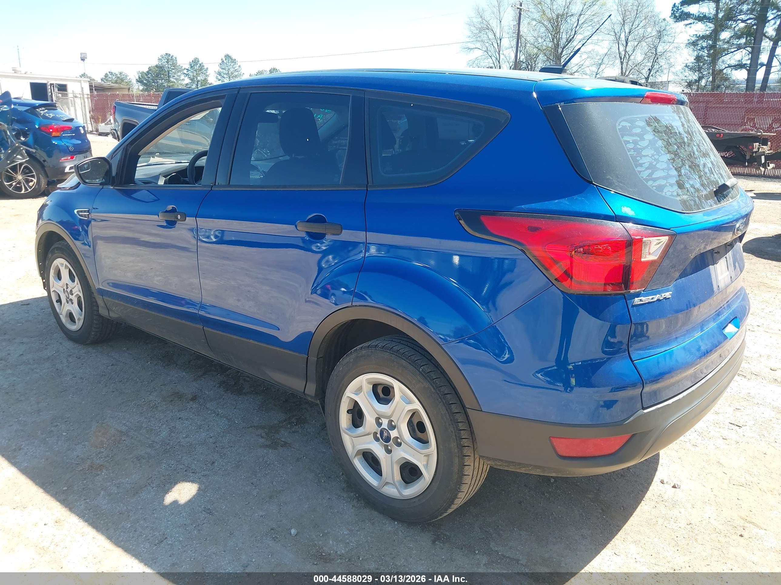 FORD ESCAPE image 3
