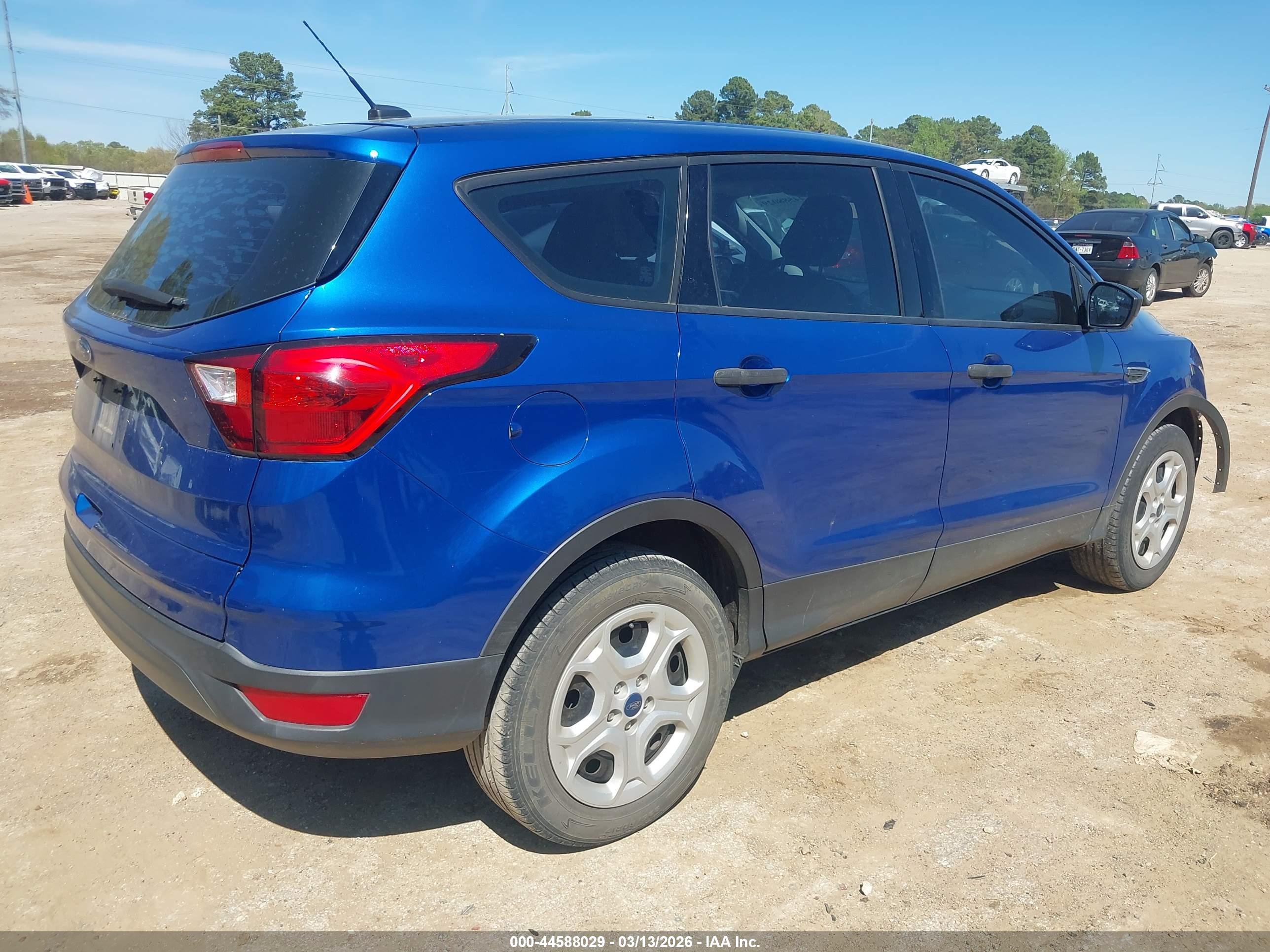 FORD ESCAPE image 4