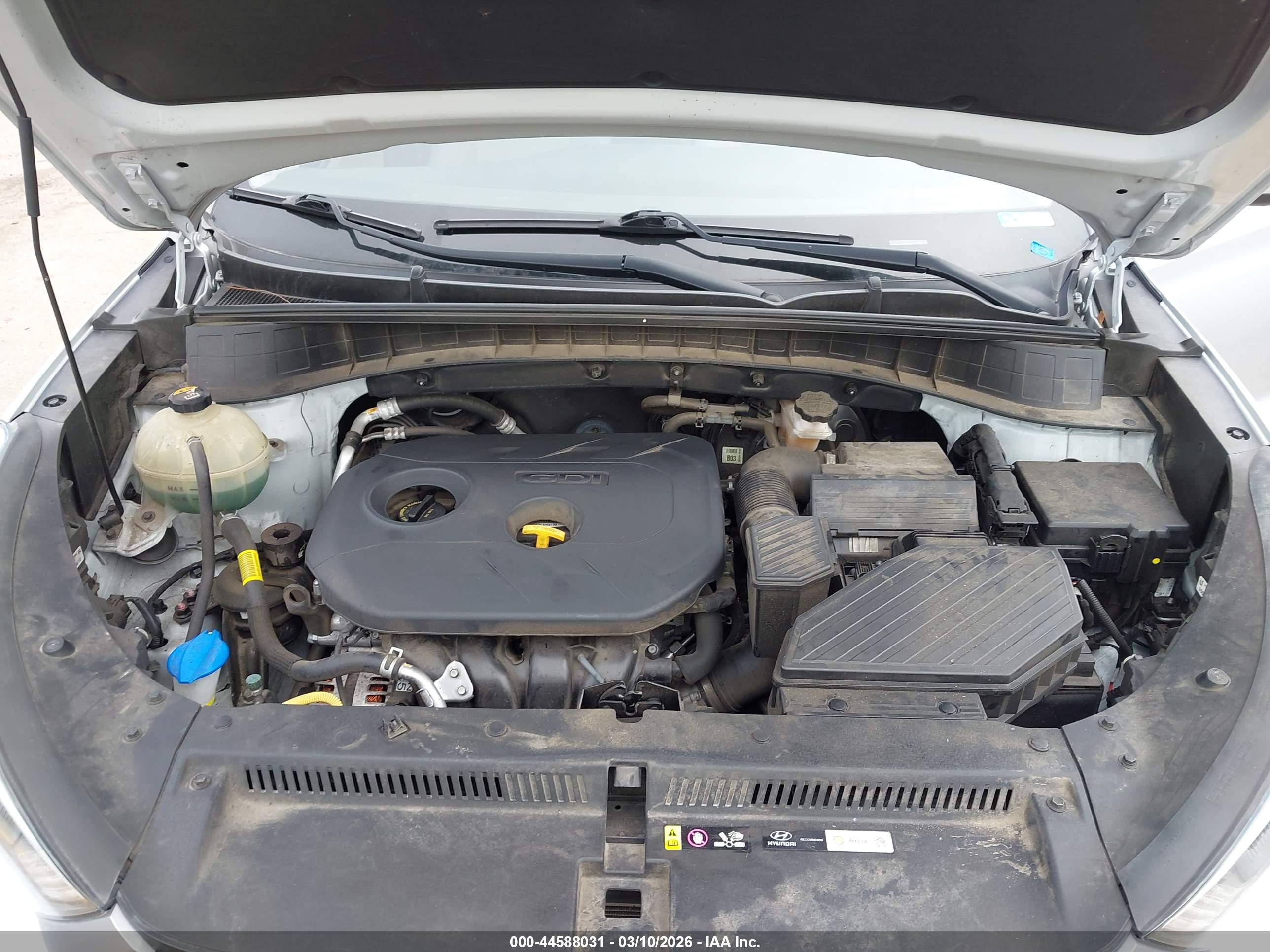 HYUNDAI TUCSON image 10