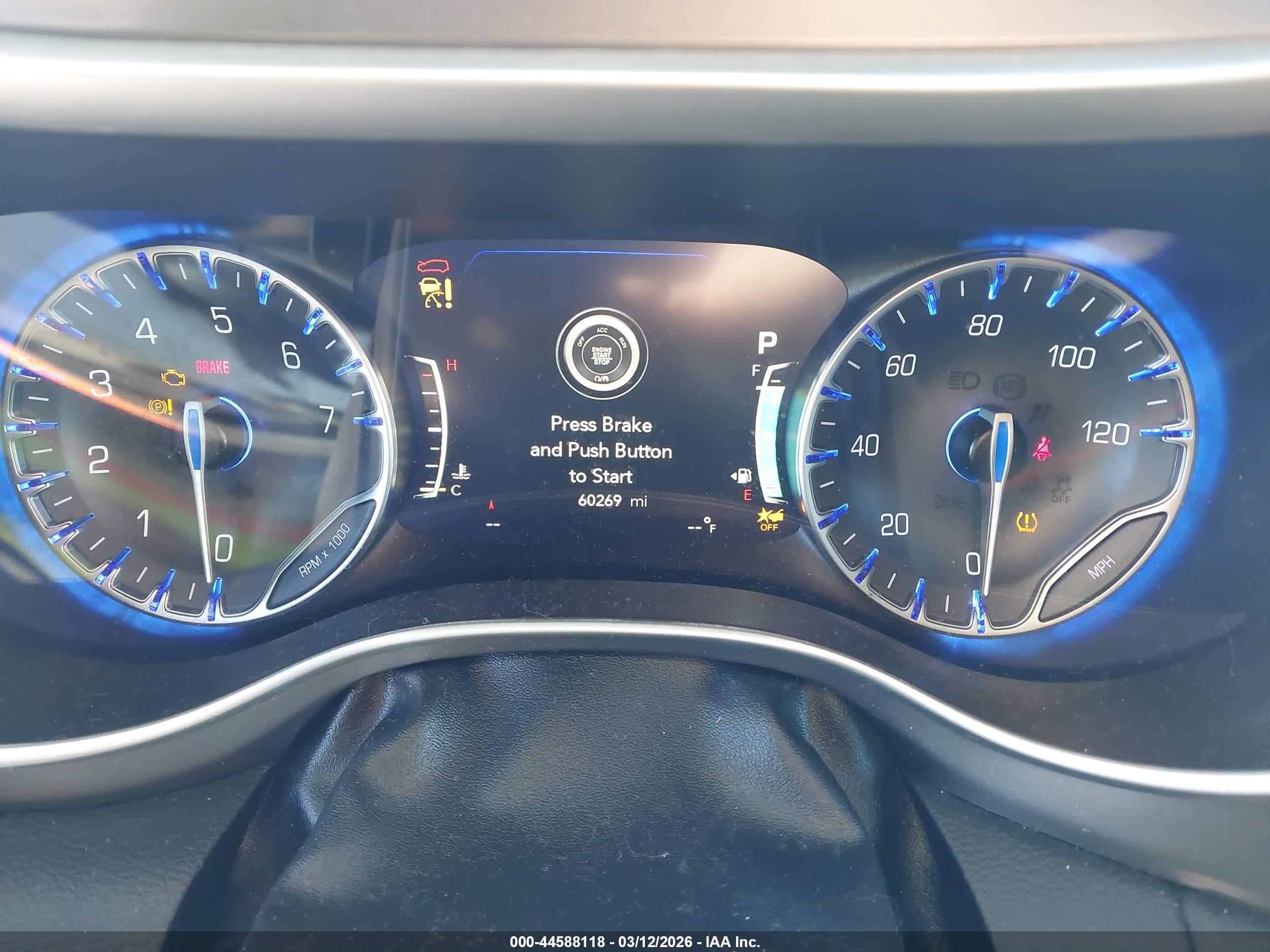 CHRYSLER PACIFICA image 7
