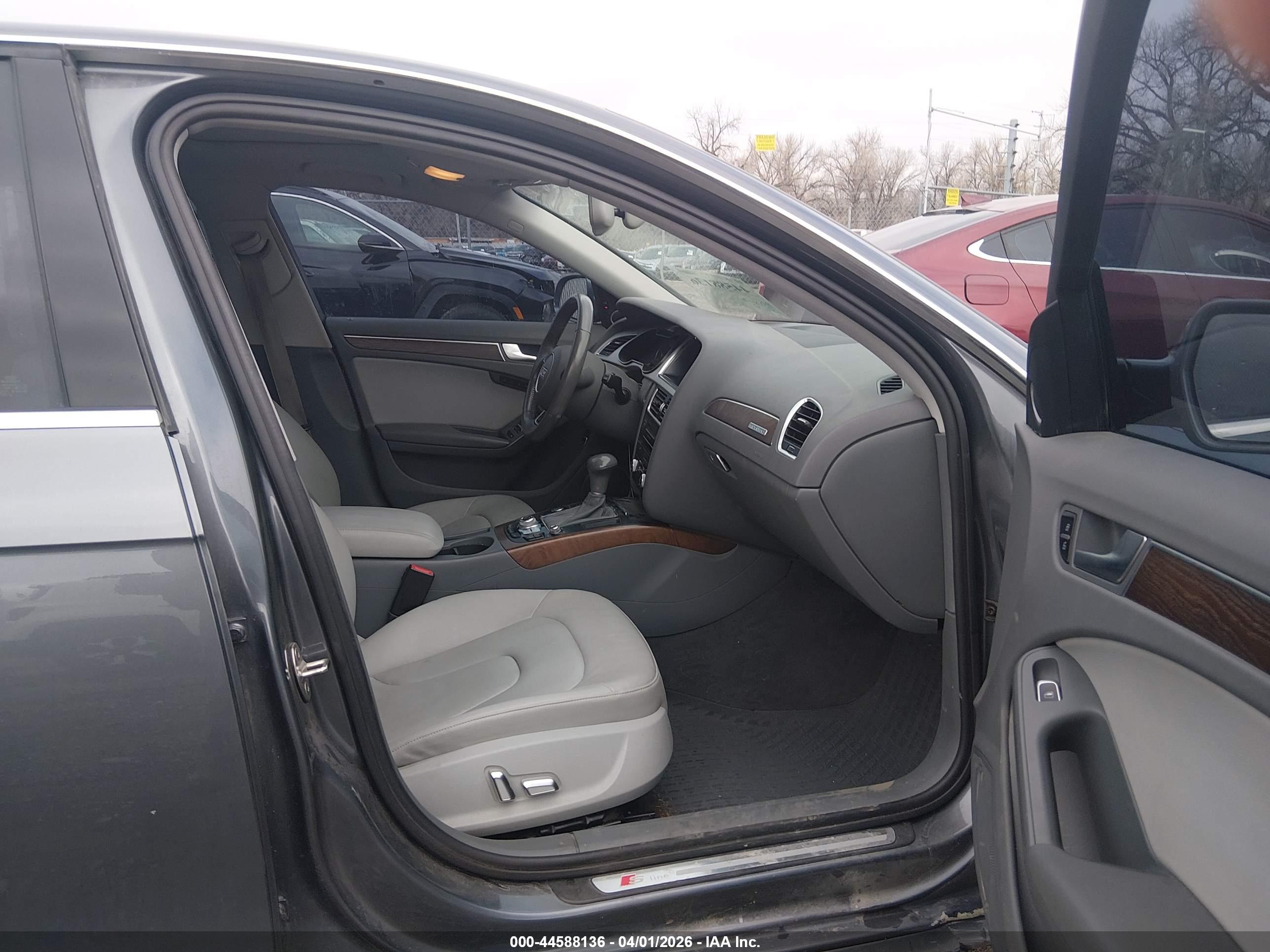 AUDI A4 image 5