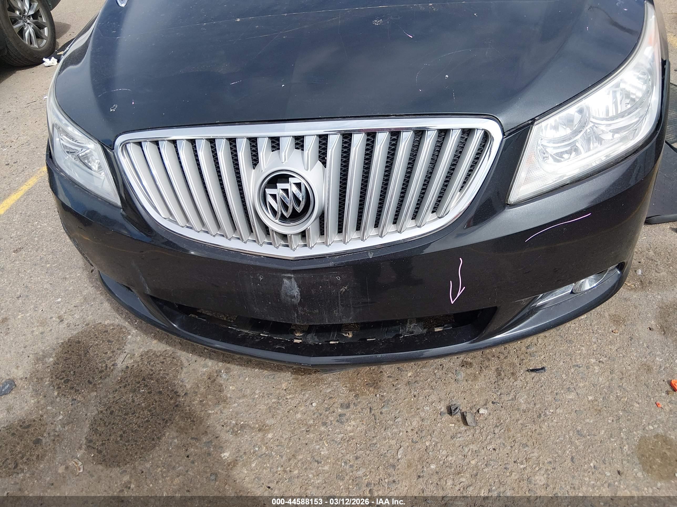 BUICK LACROSSE image 6