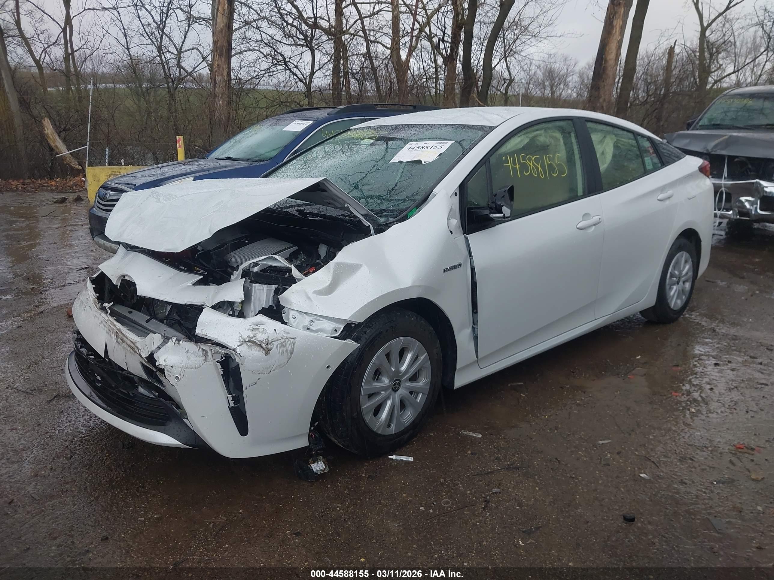 TOYOTA PRIUS image 2