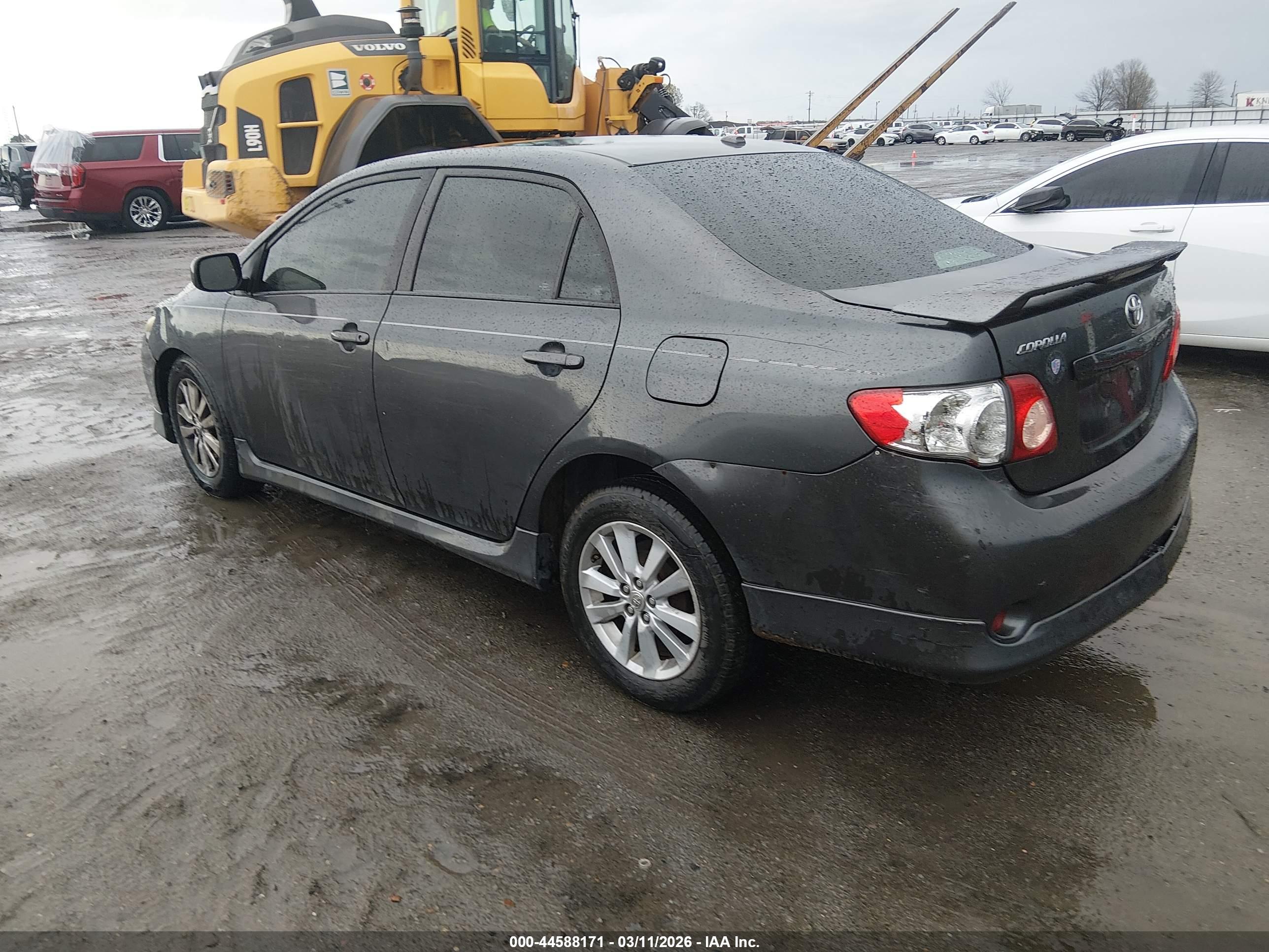 TOYOTA COROLLA image 3