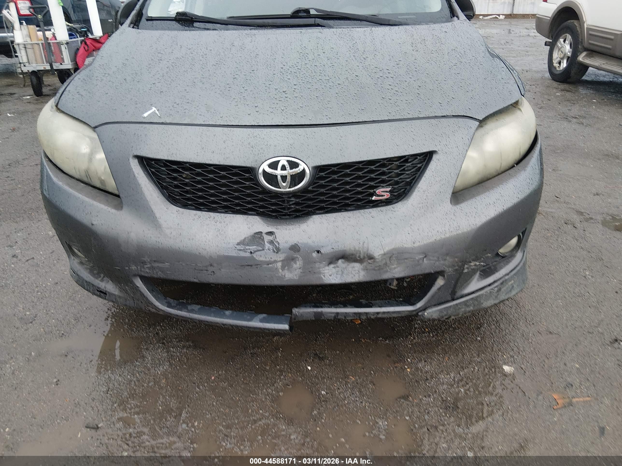 TOYOTA COROLLA image 6