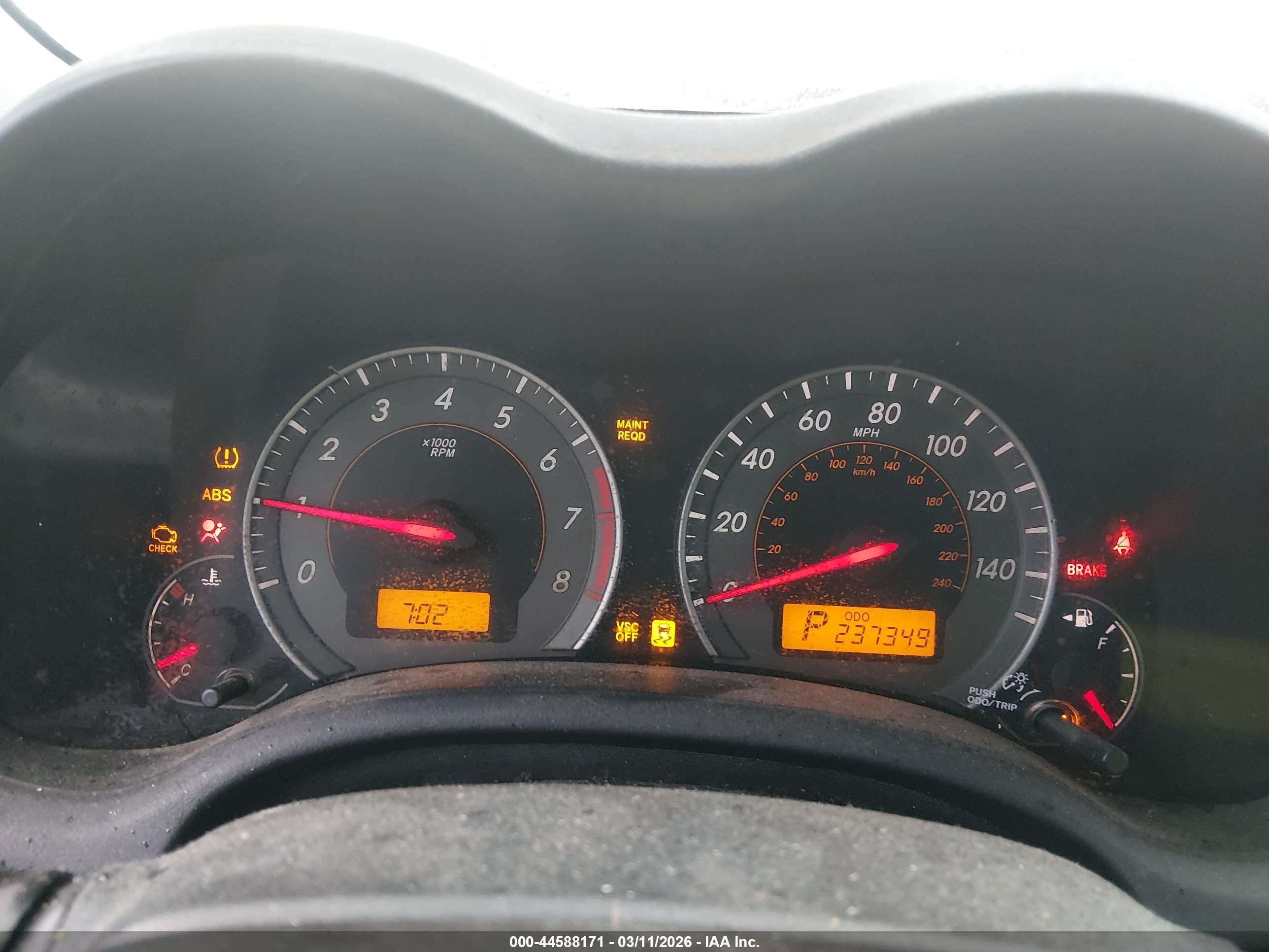 TOYOTA COROLLA image 7