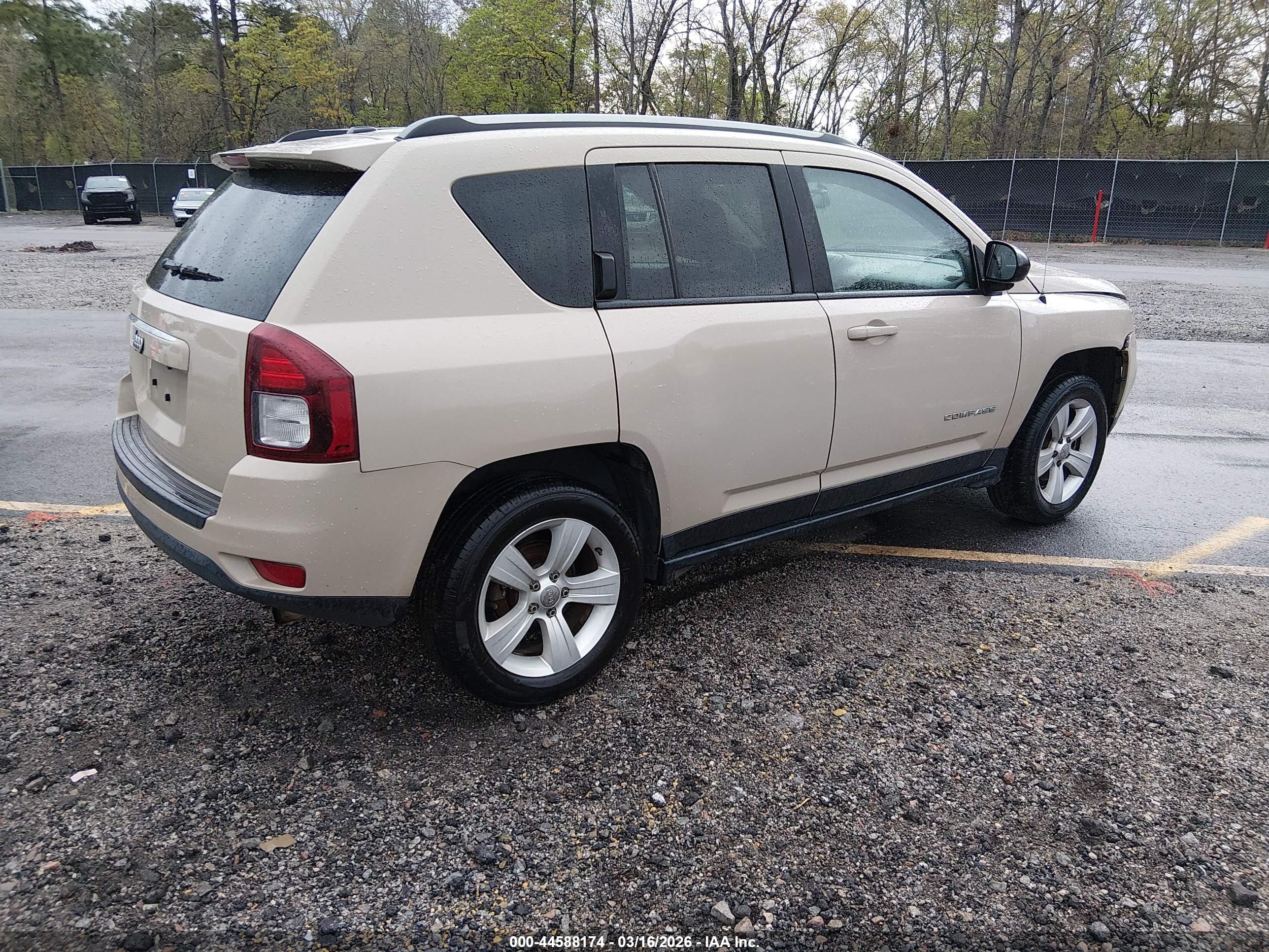 JEEP COMPASS image 4