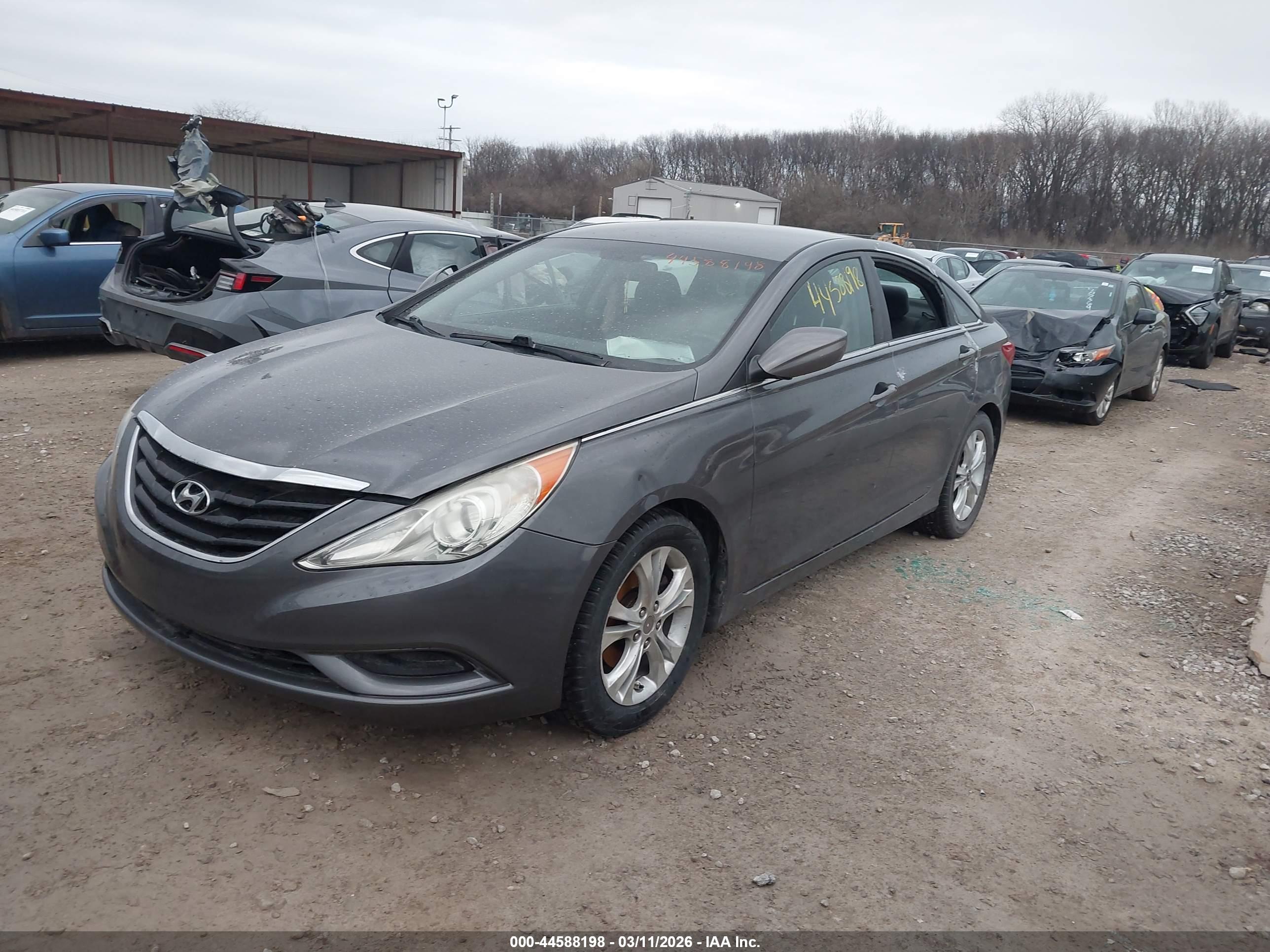 HYUNDAI SONATA image 2