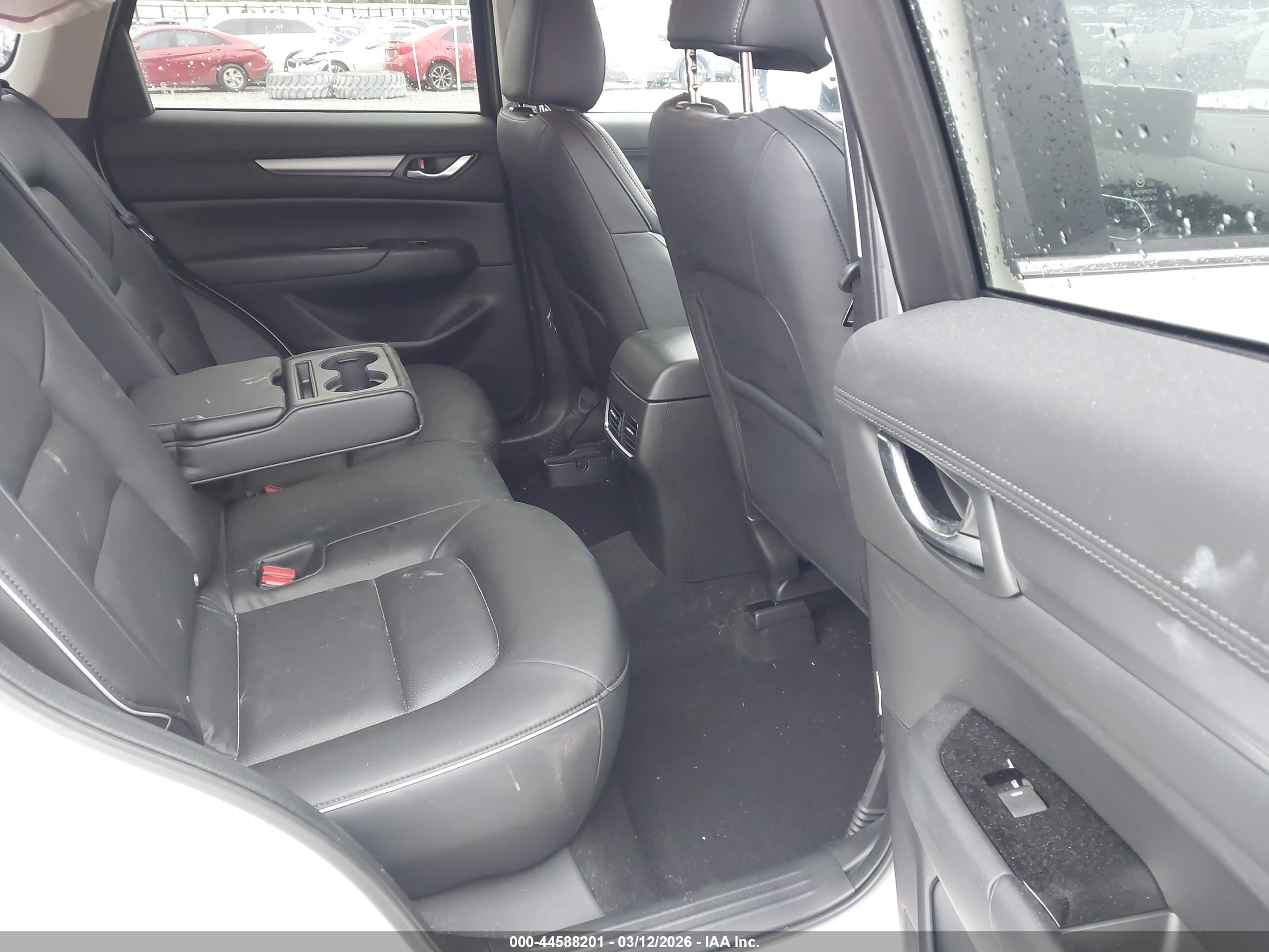 MAZDA CX-5 image 8